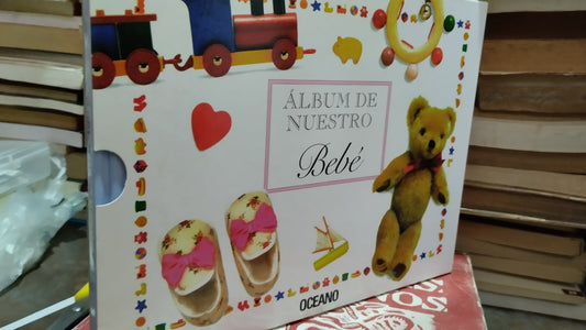 ALBUM DE NUESTRO BEBE POR EDITORIAL OCEANO LIBRO USADO INFANTIL ALDAMA