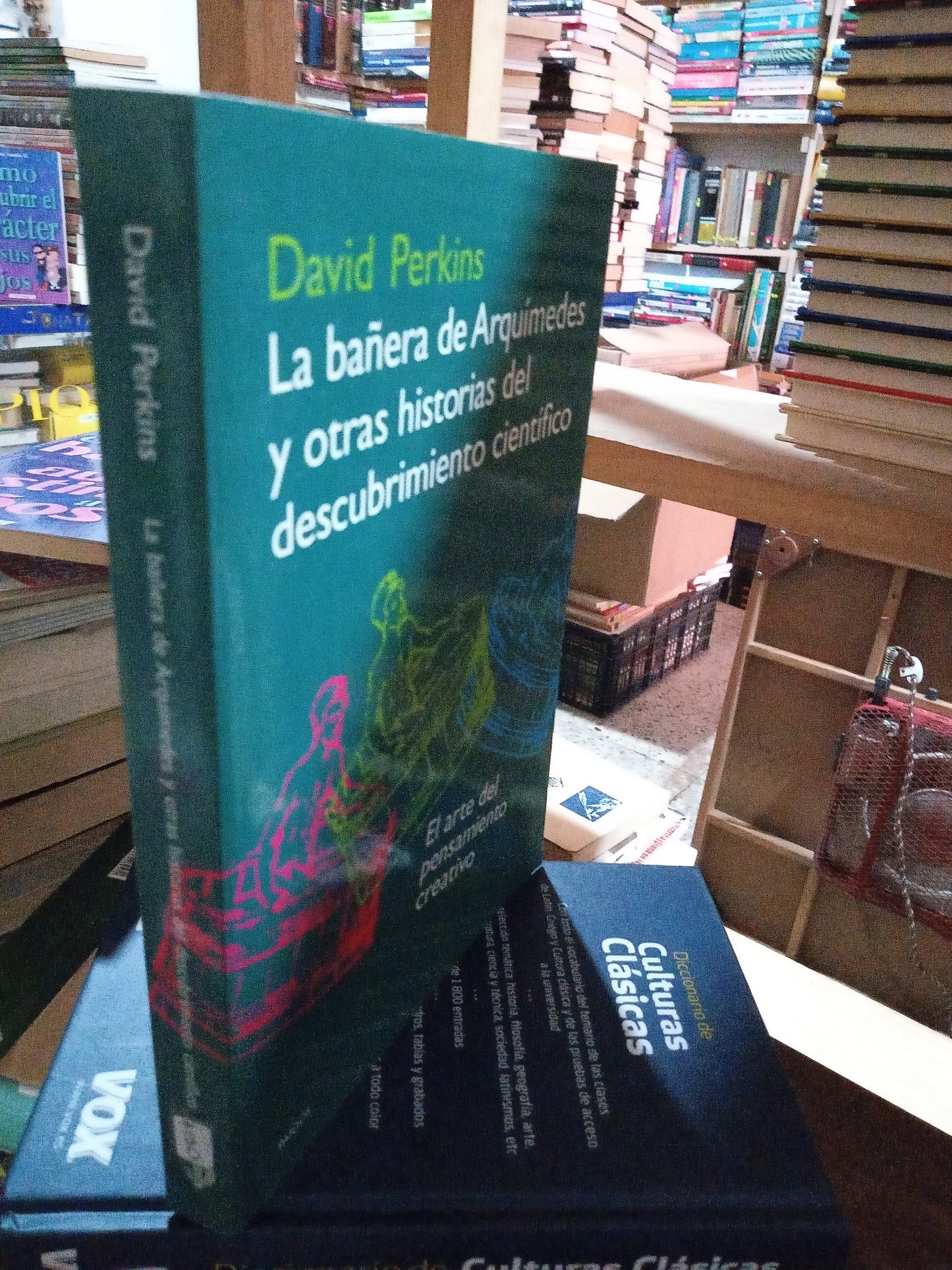 LA BAÑERA DE ARQUIMEDES Y OTRAS HISTORIAS DEL DESCUBRIMIENTO CIENTIFICO POR DAVID PERKINS USADO HISTORIA ALDAMA