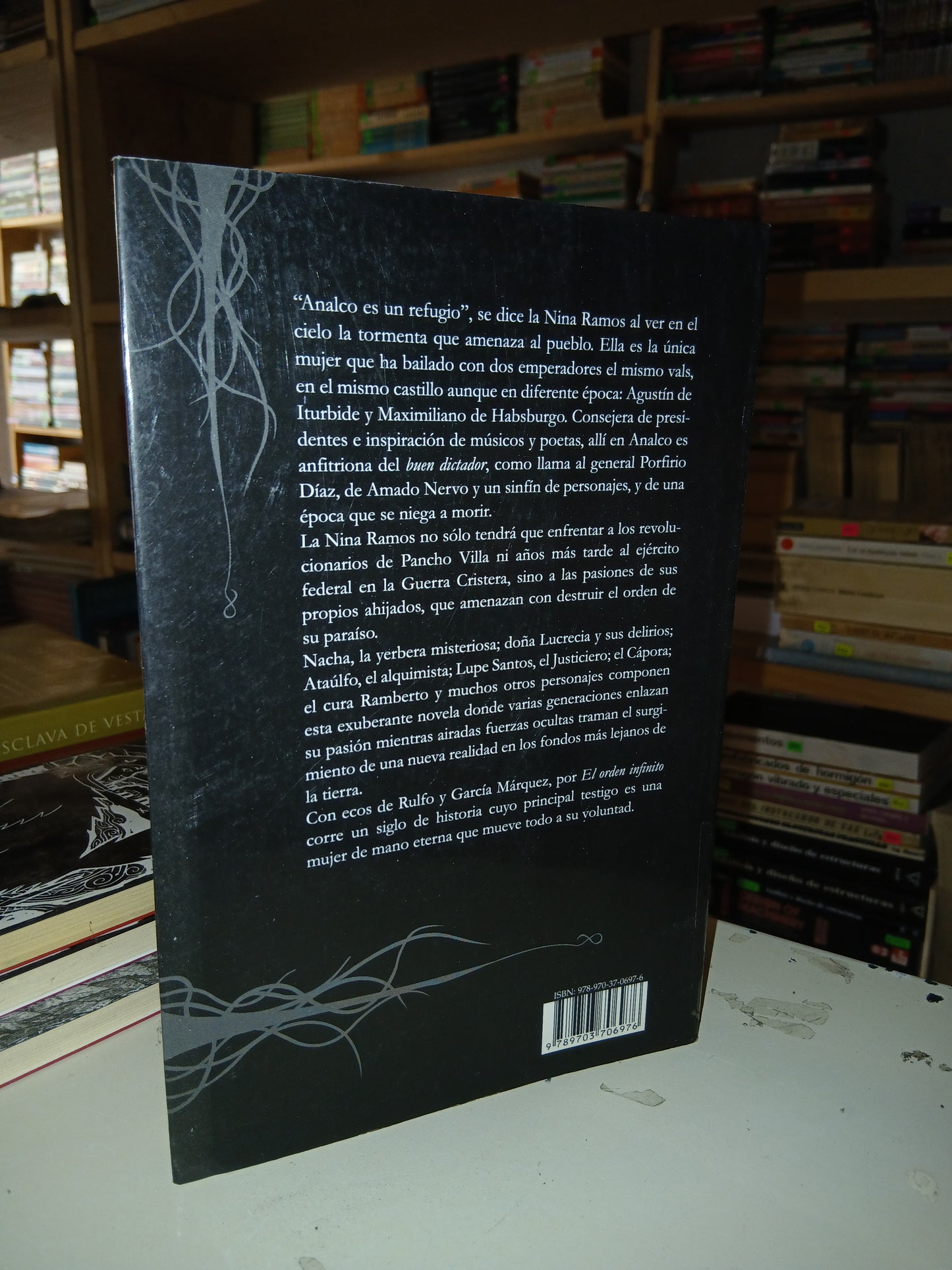 EL ORDEN INFINITO POR RODOLFO NARÓ USADO NOVELA LITERARIO 207