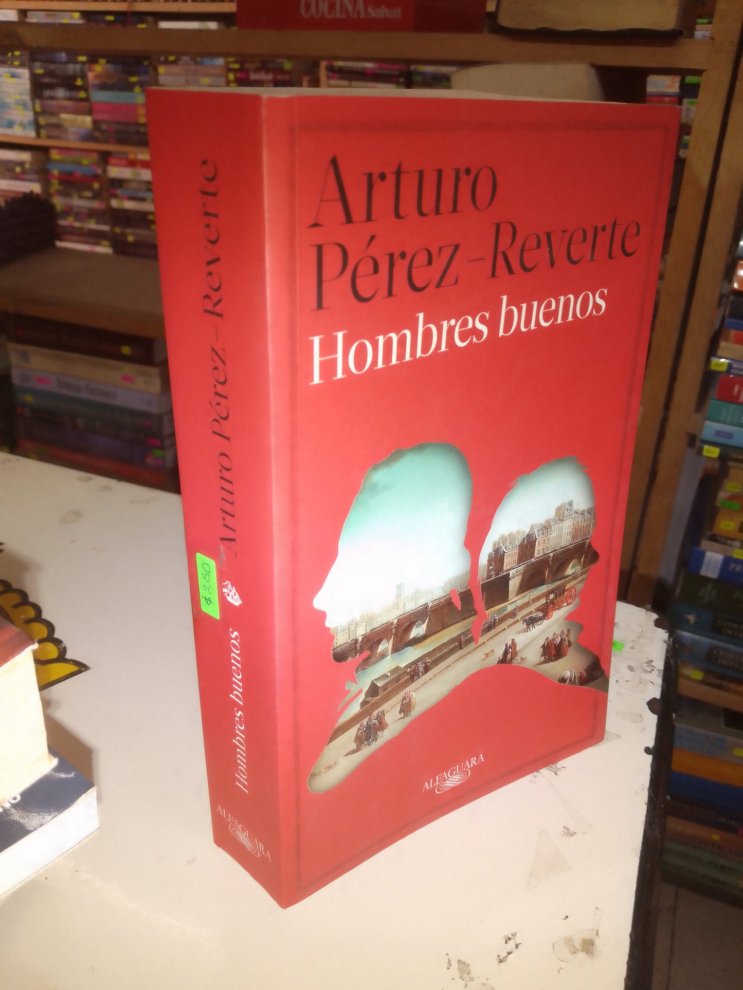 HOMBRES BUENOS POR ARTURO PÉREZ REVERTE USADO NOVELA LITERARIO 207