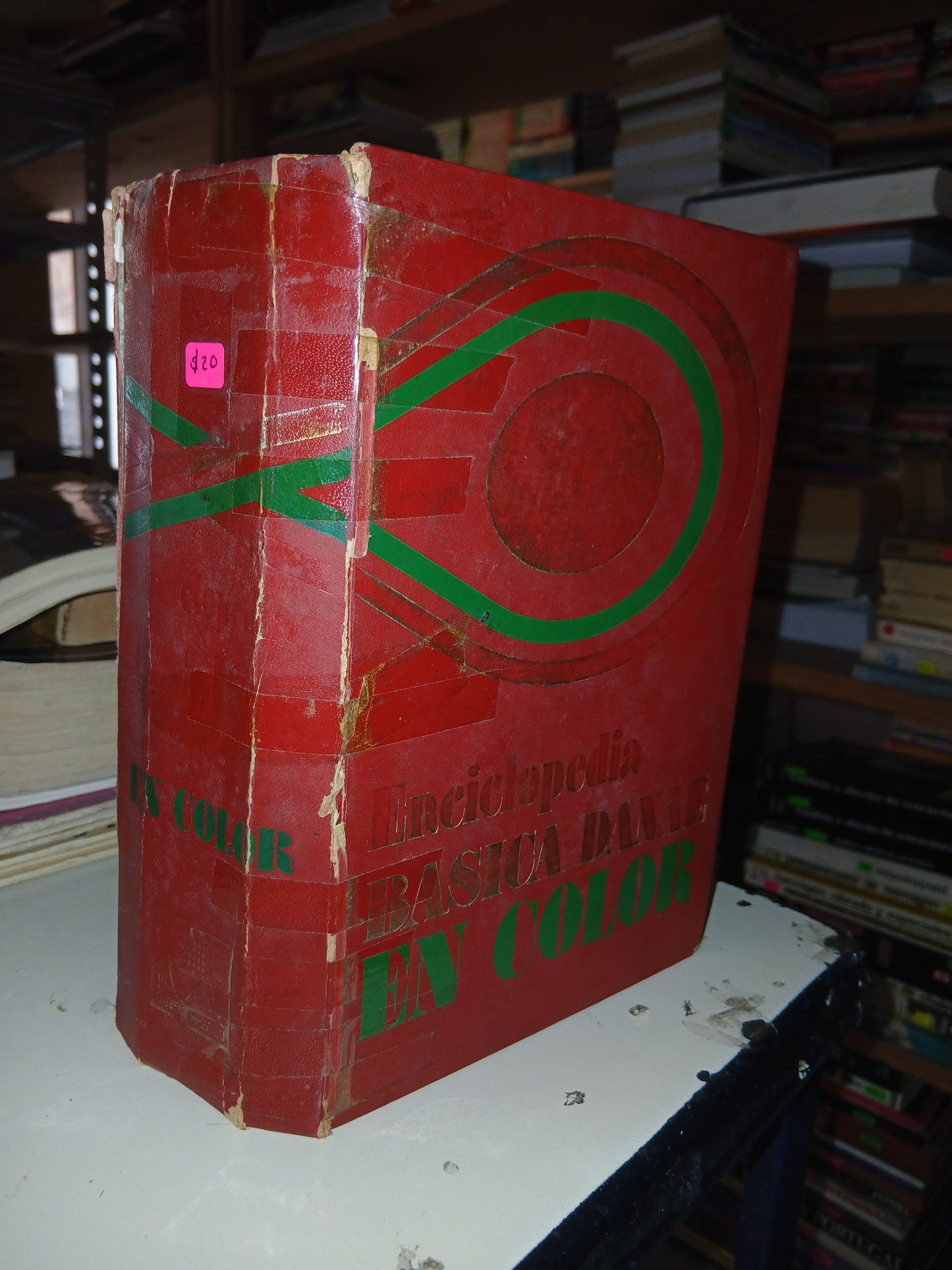 ENCICLOPEDIA BÁSICA DANAE EN COLOR (VARIOS AUTORES) USADO CIENCIA LITERARIO 207