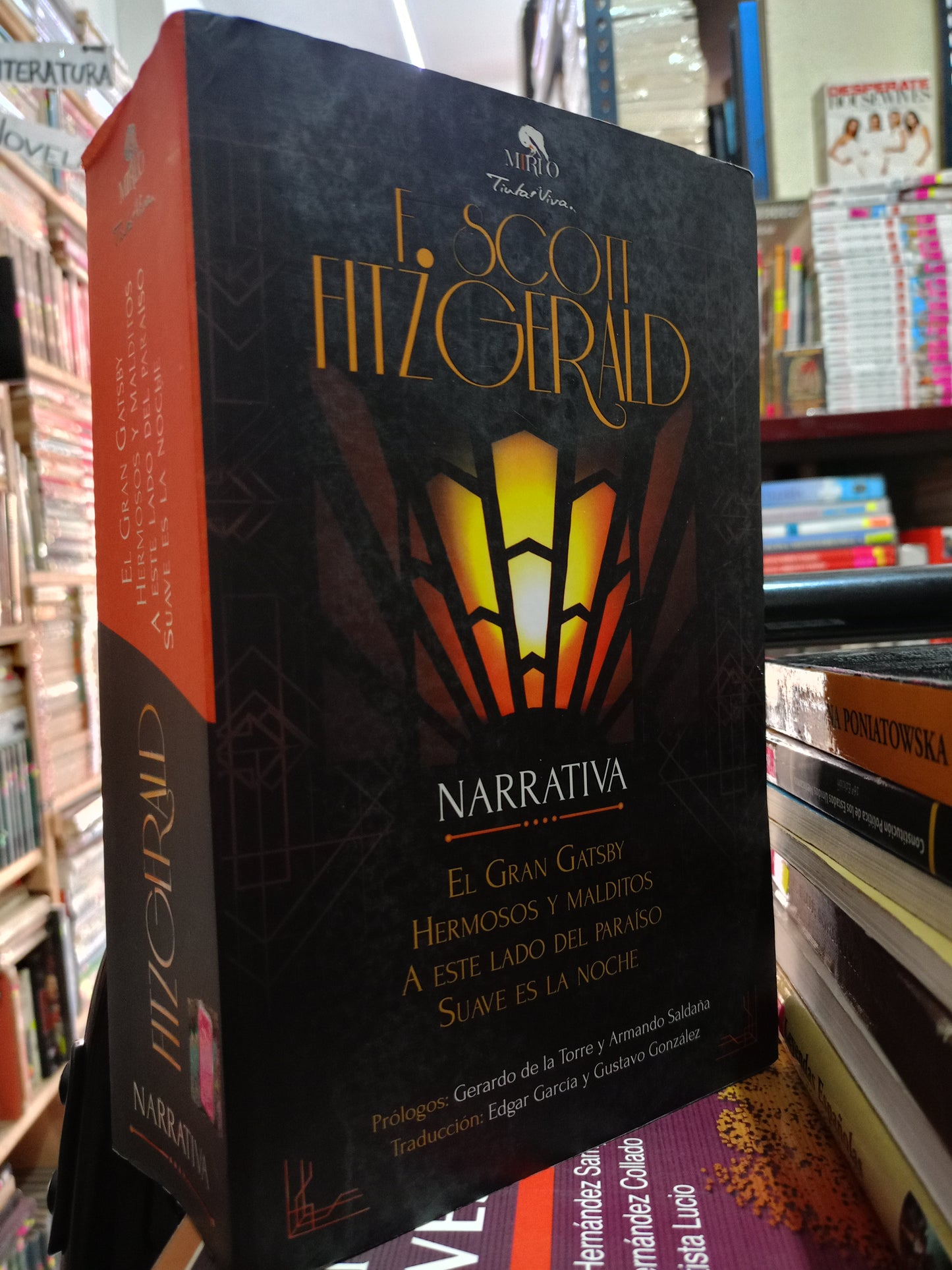 NARRATIVA EL GRAN GATSBY HERMOSOS Y MALDITOS A ESTE LADO DEL PARAISO SUAVE ES LA NOCHE POR F. SCOTT FITZGERALD USADO NOVELA LITERARIO 305