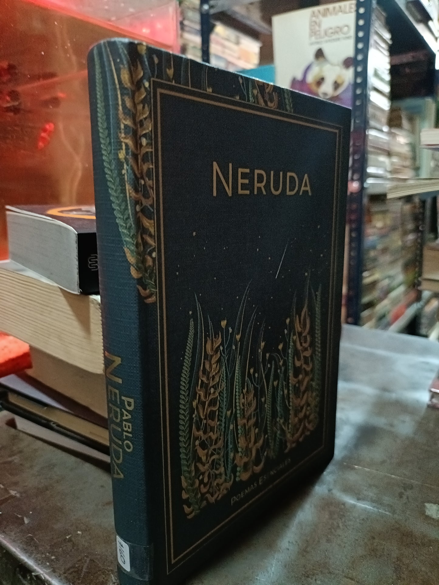 PABLO NERUDA POEMAS ESENCIALES  USADO NOVELA ALDAMA