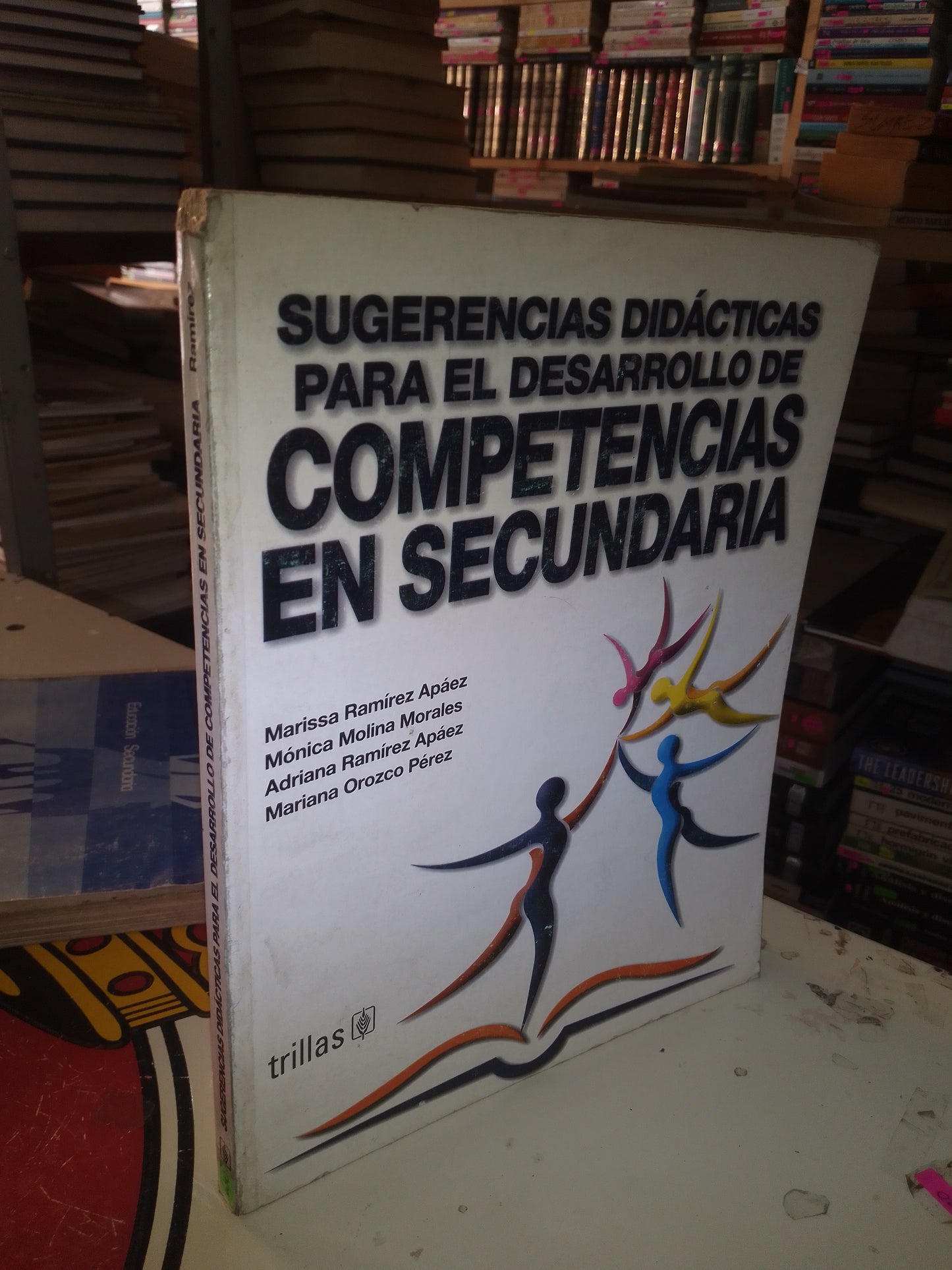 SUGERENCIAS DIDÁCTICAS PARA EL DESARROLLO DE COMPETENCIAS EN SECUNDARIA (VARIOS AUTORES) USADO EDUCACIÓN LITERARIO 207