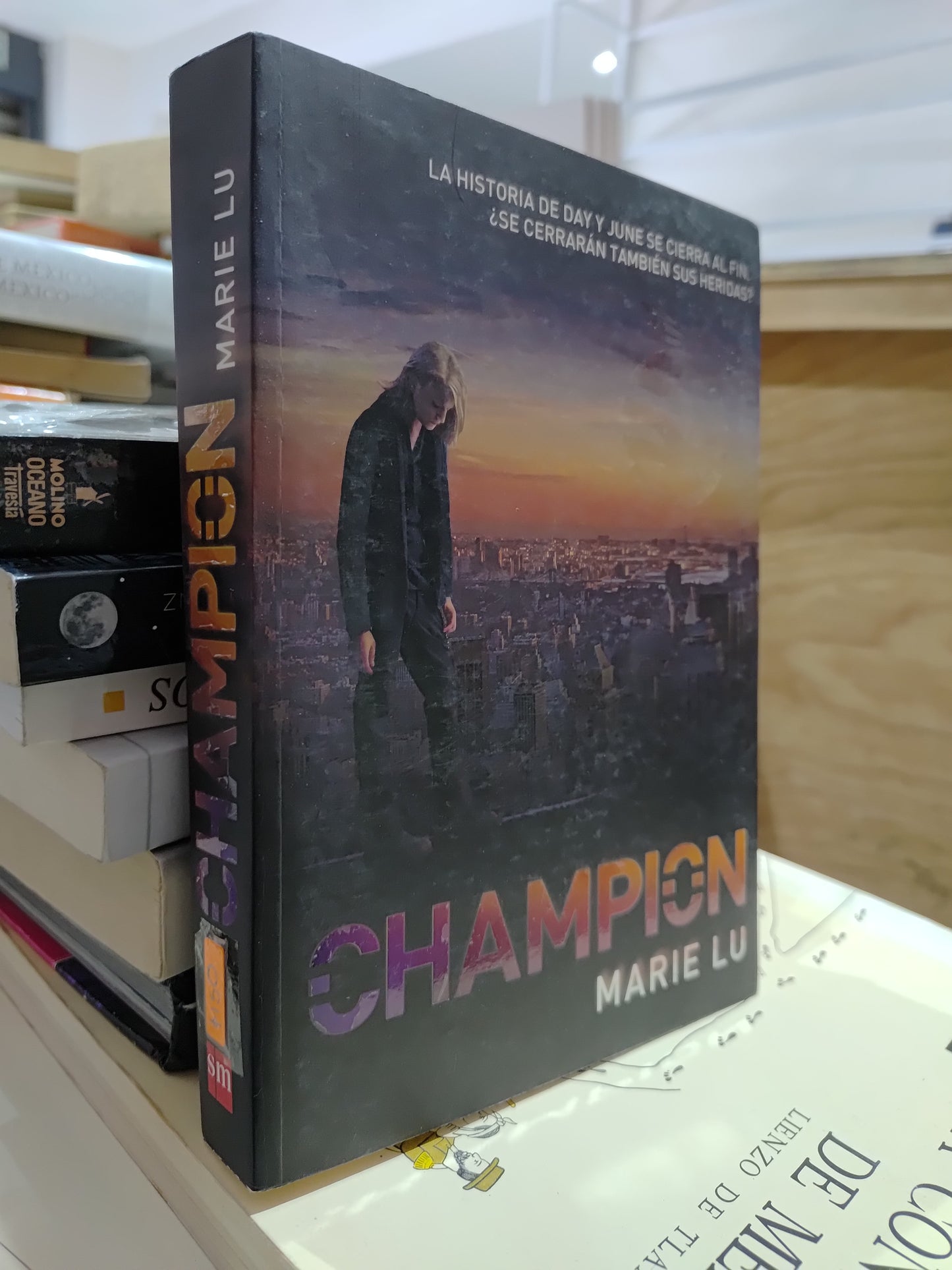 CHAMPION POR MARIE LU USADO NOVELAS JUAREZ 515
