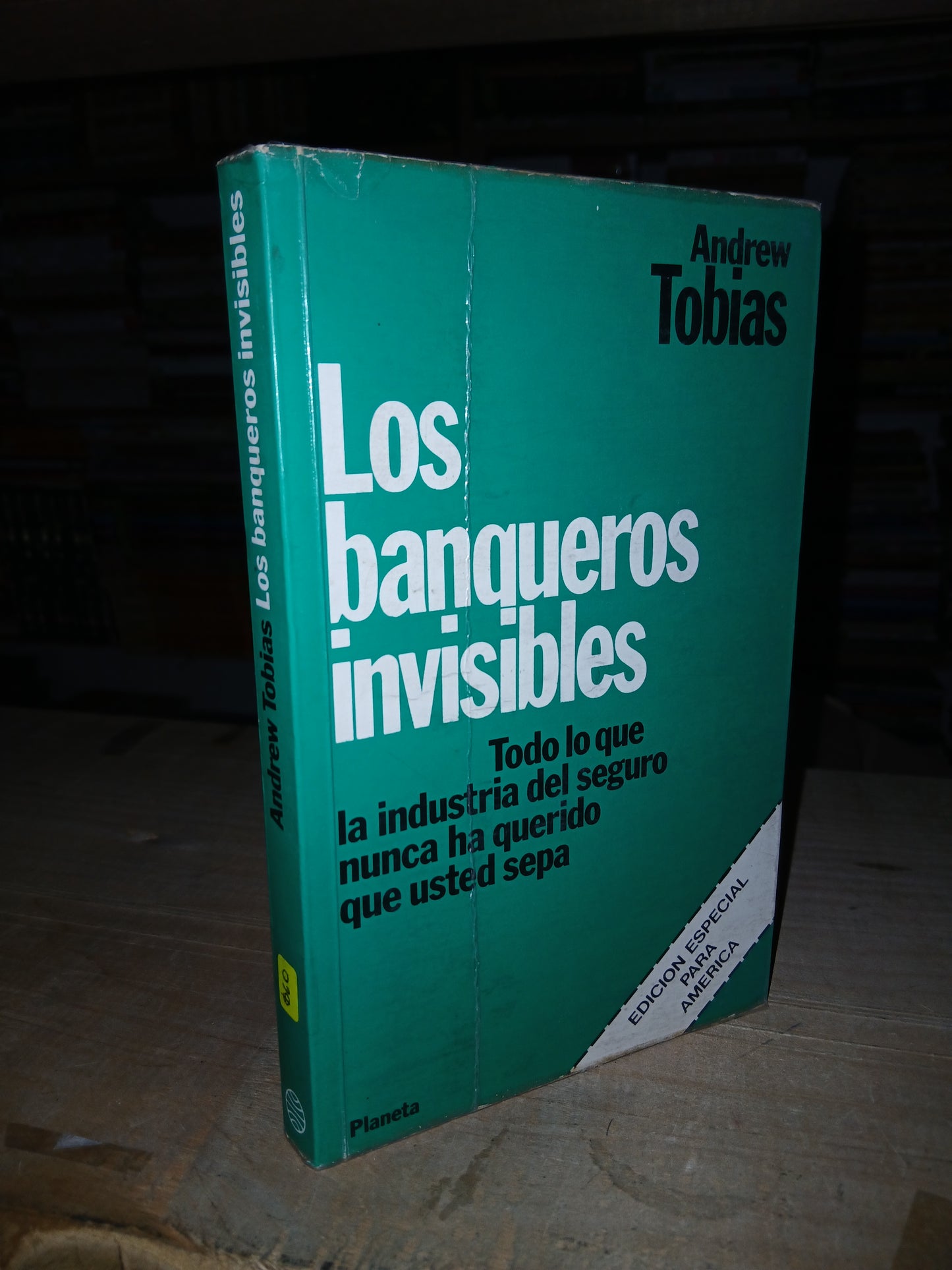 LOS BANQUEROS INVISIBLES POR ANDREW TOBIAS USADO ADMINISTRACIÓN LITERARIO 207