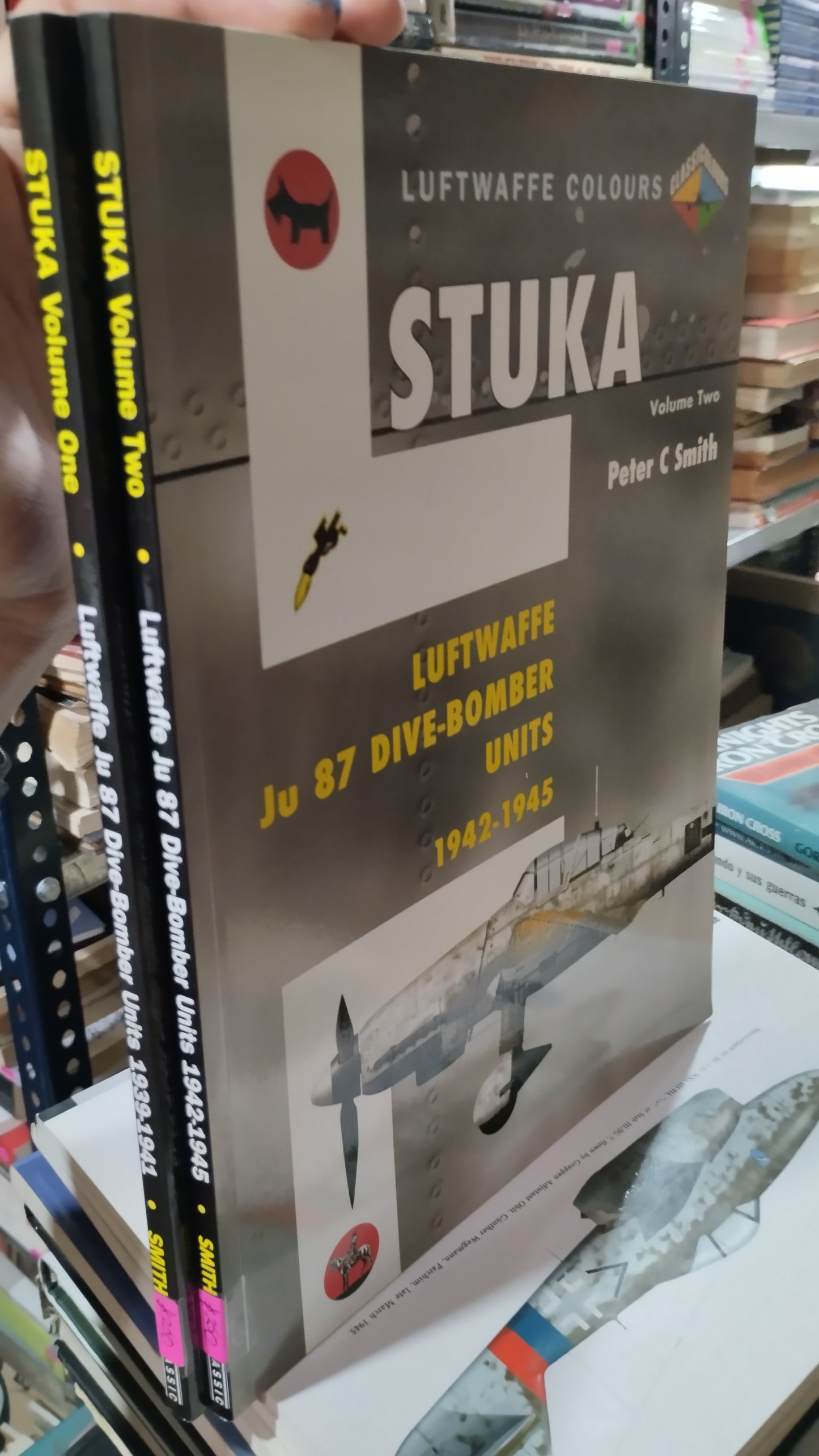 STUKA VOLUME ONE Y TWO 2 TOMOS LIBRO USADO HISTORIA ALDAMA