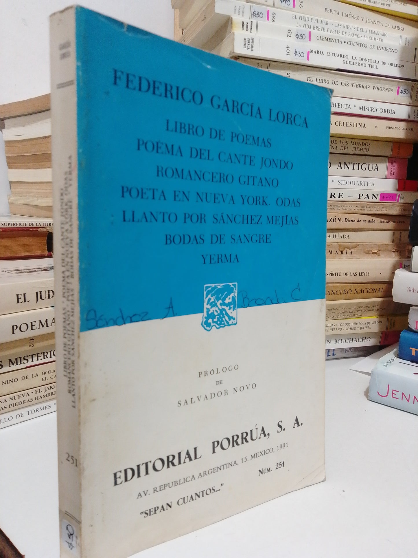 LIBRO DE POEMAS Y OTROS TÍTULOS POR FEDERICO GARCÍA LORCA USADO NOVELA JUÁREZ