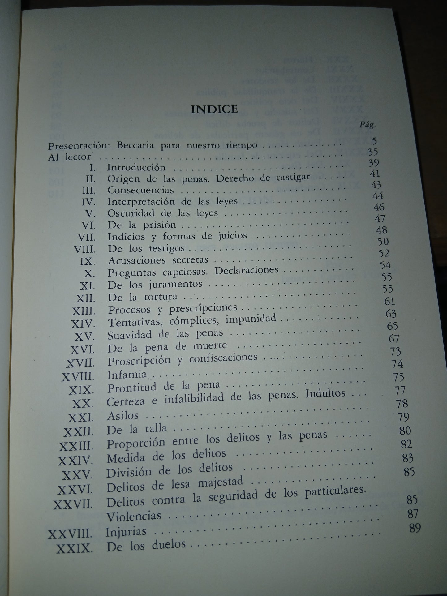 DE LOS DELITOS Y LAS PENAS POR CÉSARE BECCARIA USADO DERECHO LITERARIO 207