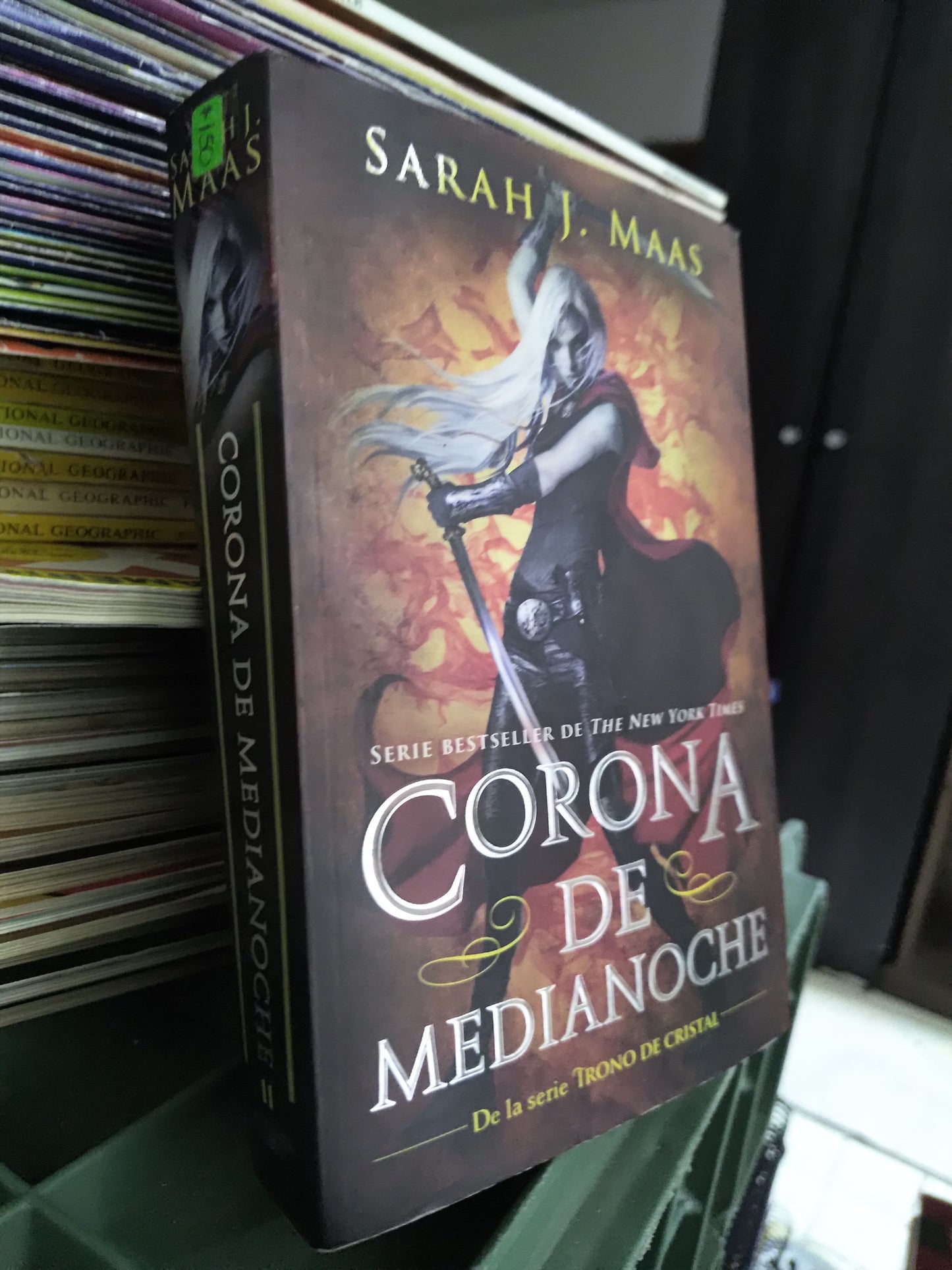 CORONA DE MEDIANOCHE POR SARAH J. MAAS USADO NOVELAS JUAREZ 515