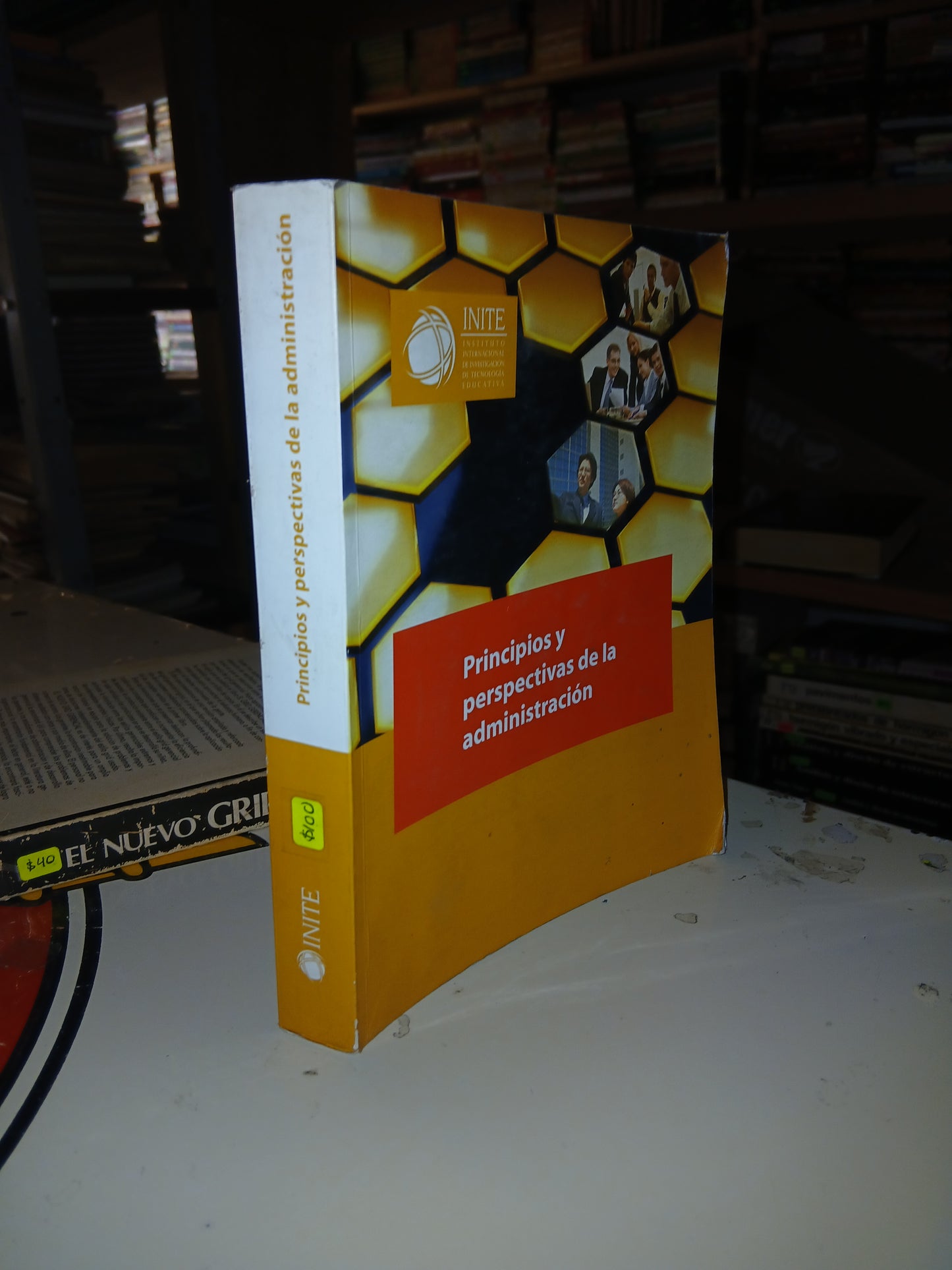 PRINCIPIOS Y PERSPECTIVAS DE LA ADMINISTRACIÓN POR EL INSTITUTO INTERNACIONAL DE INVESTIGACIÓN DE TECNOLOGÍA EDUCATIVA USADO ADMINISTRACIÓN LITERARIO 207