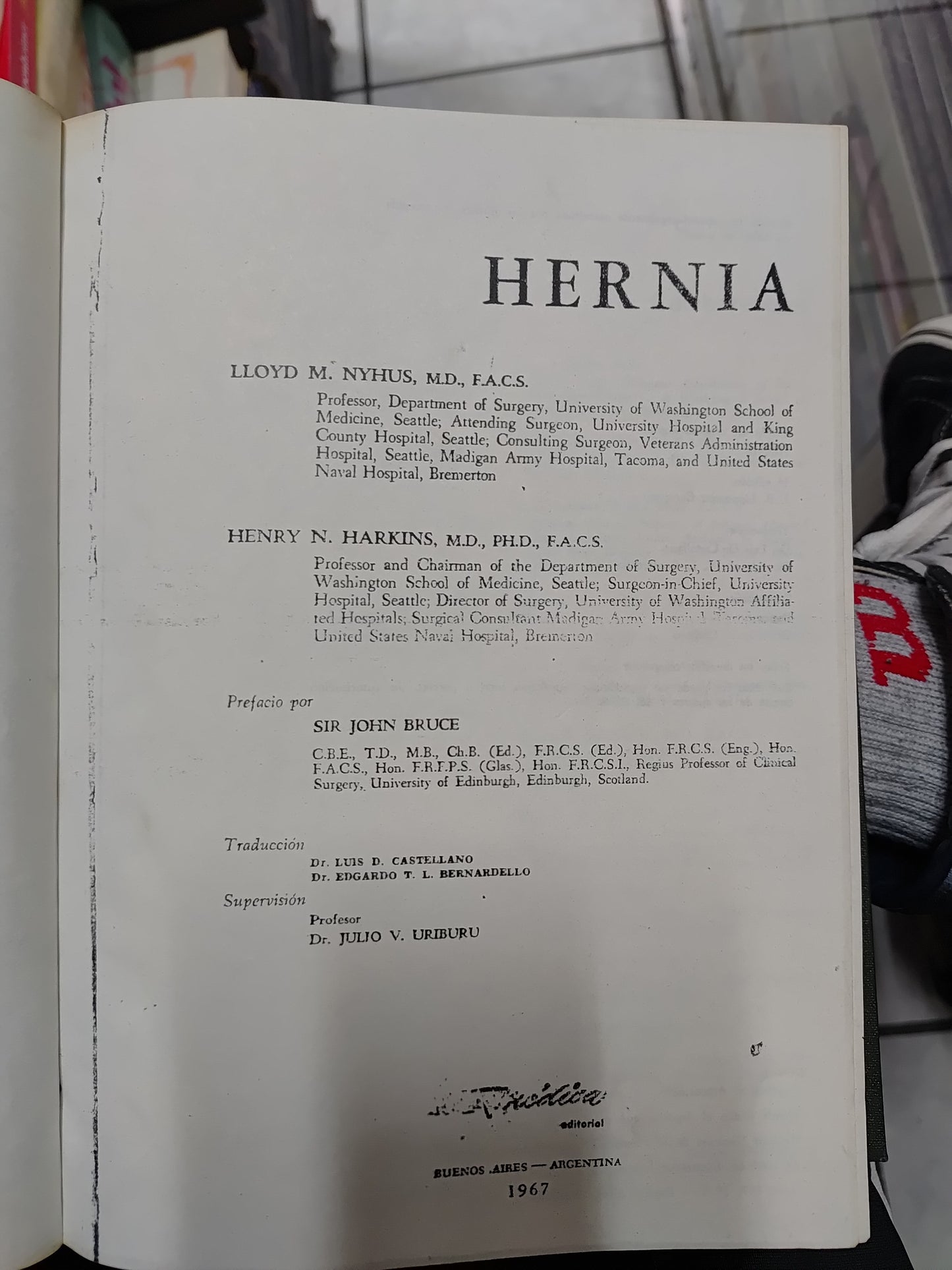 HERNIA 1 POR VARIOS AUTORES USADO SALUD JUAREZ 515