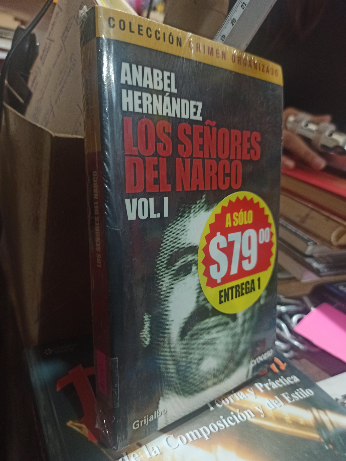 LOS SEÑORES DEL NARCO VOL. 1 POR ANABEL HERNANDEZ USADO POLITICA ALDAMA