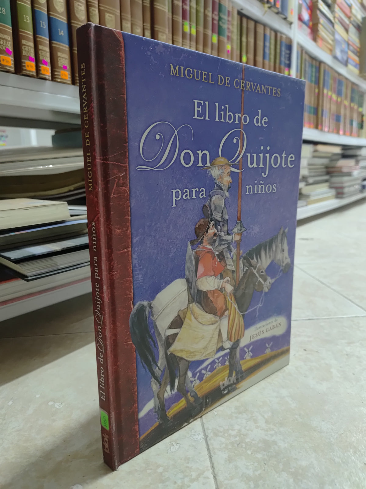 EL LIBRO DE DON QUIJOTE PARA NIÑOS POR MIGUEL DE CERVANTES USADO NOVELAS JUAREZ 515