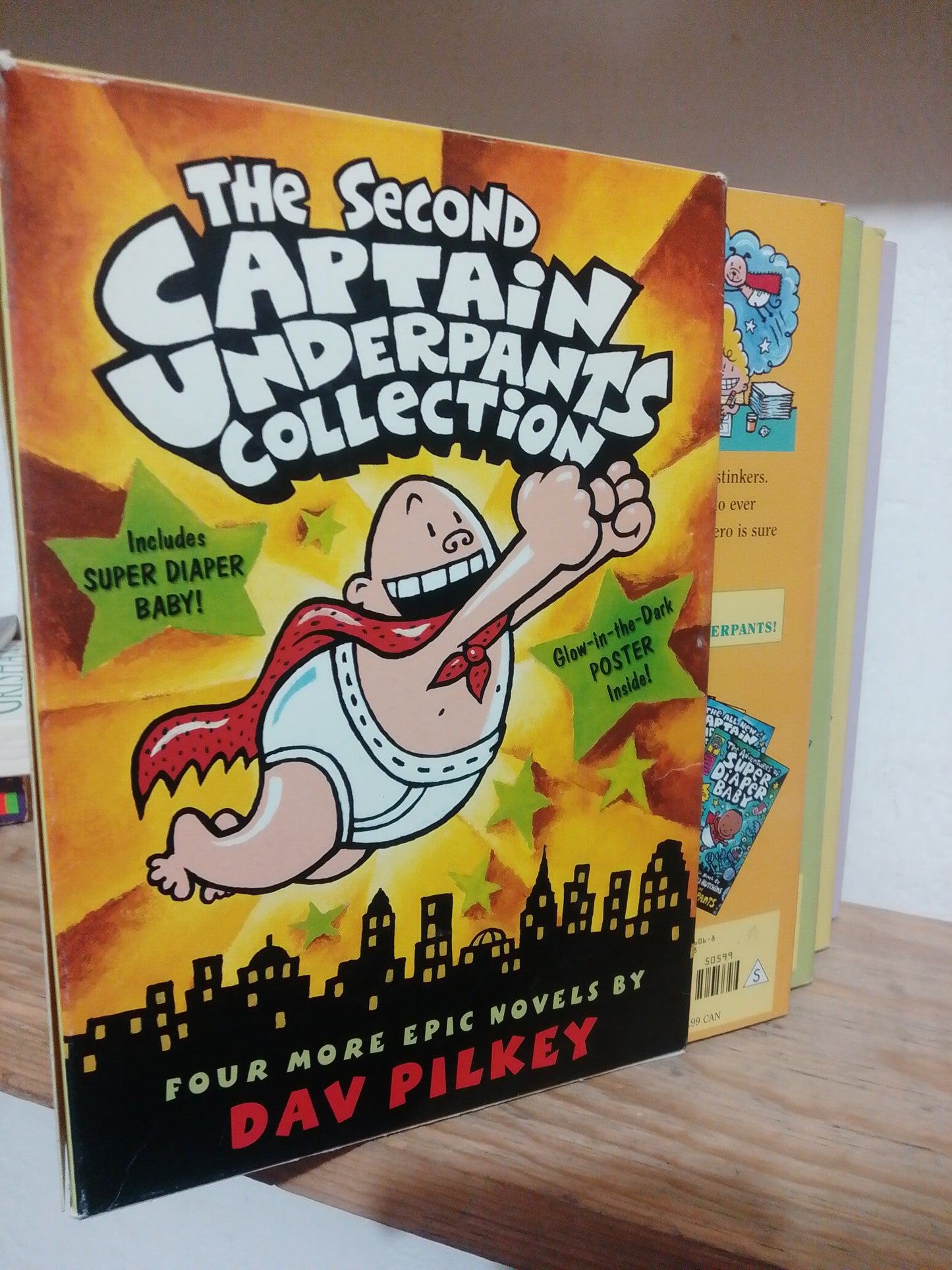 THE SECOND CAPTAIN UNDERPANTS COLLECTIONS 4 TOMOS POR DAV PILKEY USADO IDIOMAS JUAREZ