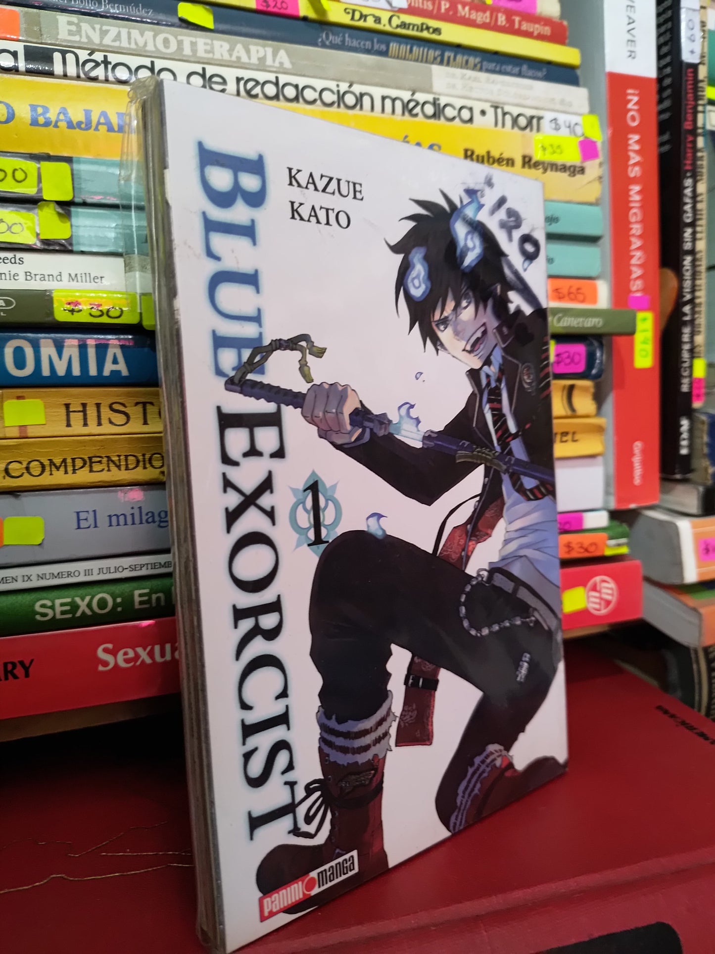 BLUE EXORCIST POR KAZUE KATO USADO NOVELAS LITERARIO 305 TOMOS 1 2 Y 4 $120 C/U