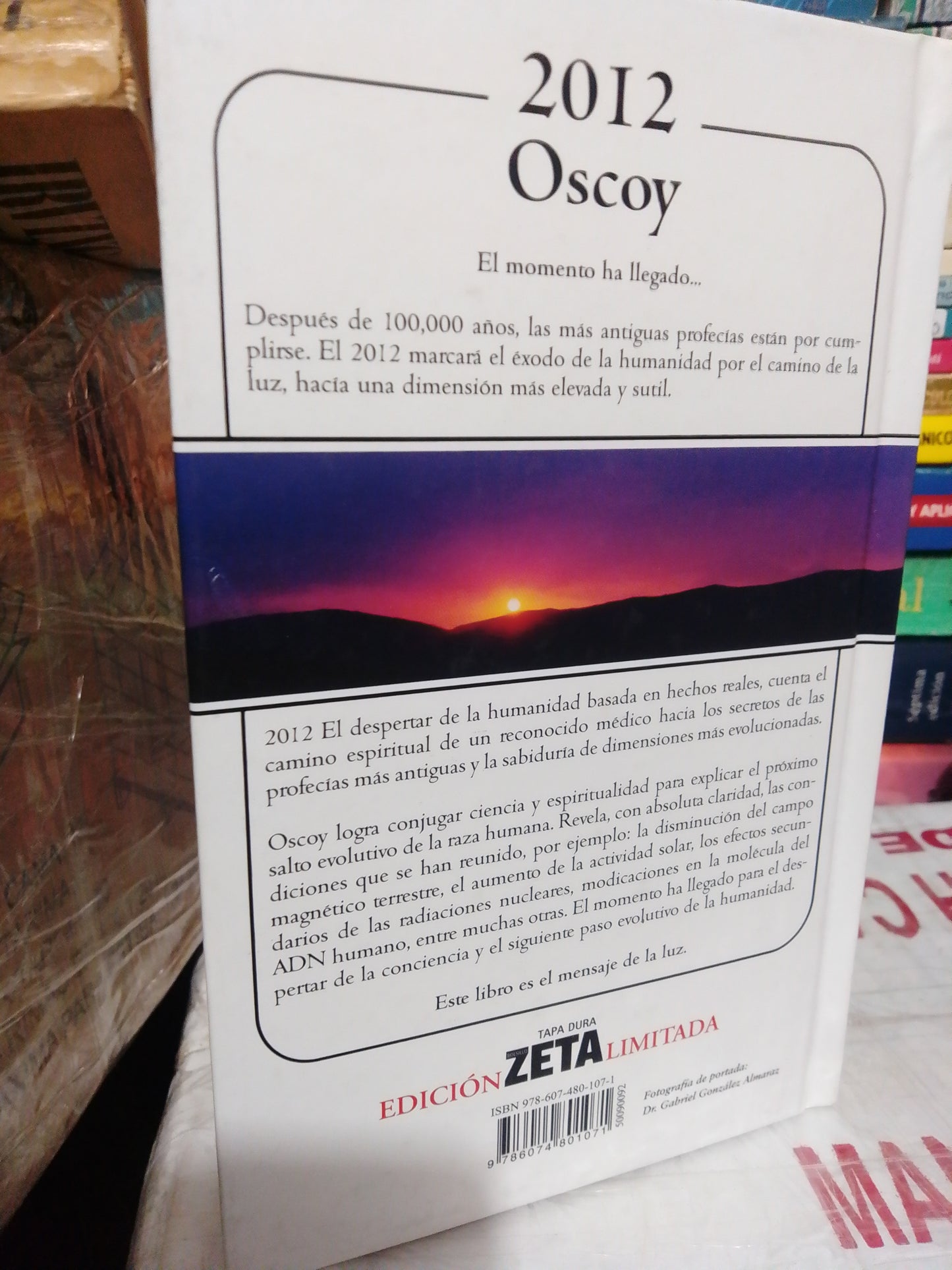 2012 EL DESPERTAR DE LA HUMANIDAD POR OSCOY USADO NOVELA JUÁREZ
