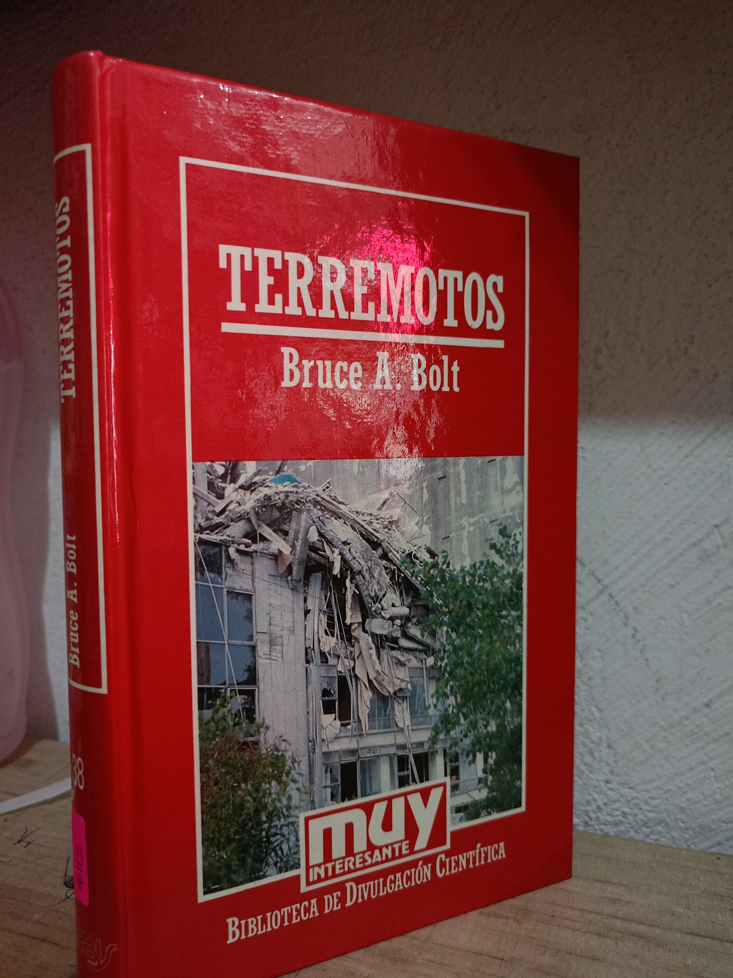 TERREMOTOS POR BRUCE A. BOLT USADO CIENCIA LITERARIO 305