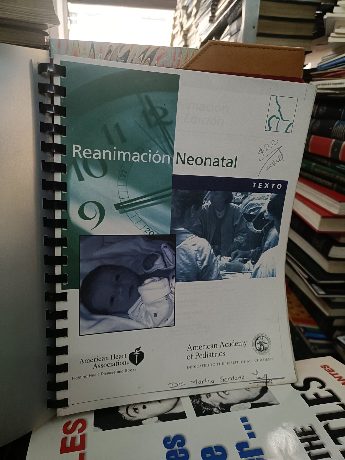 REANIMACIÓN NEONATAL USADO MEDICINA LITERARIO 207
