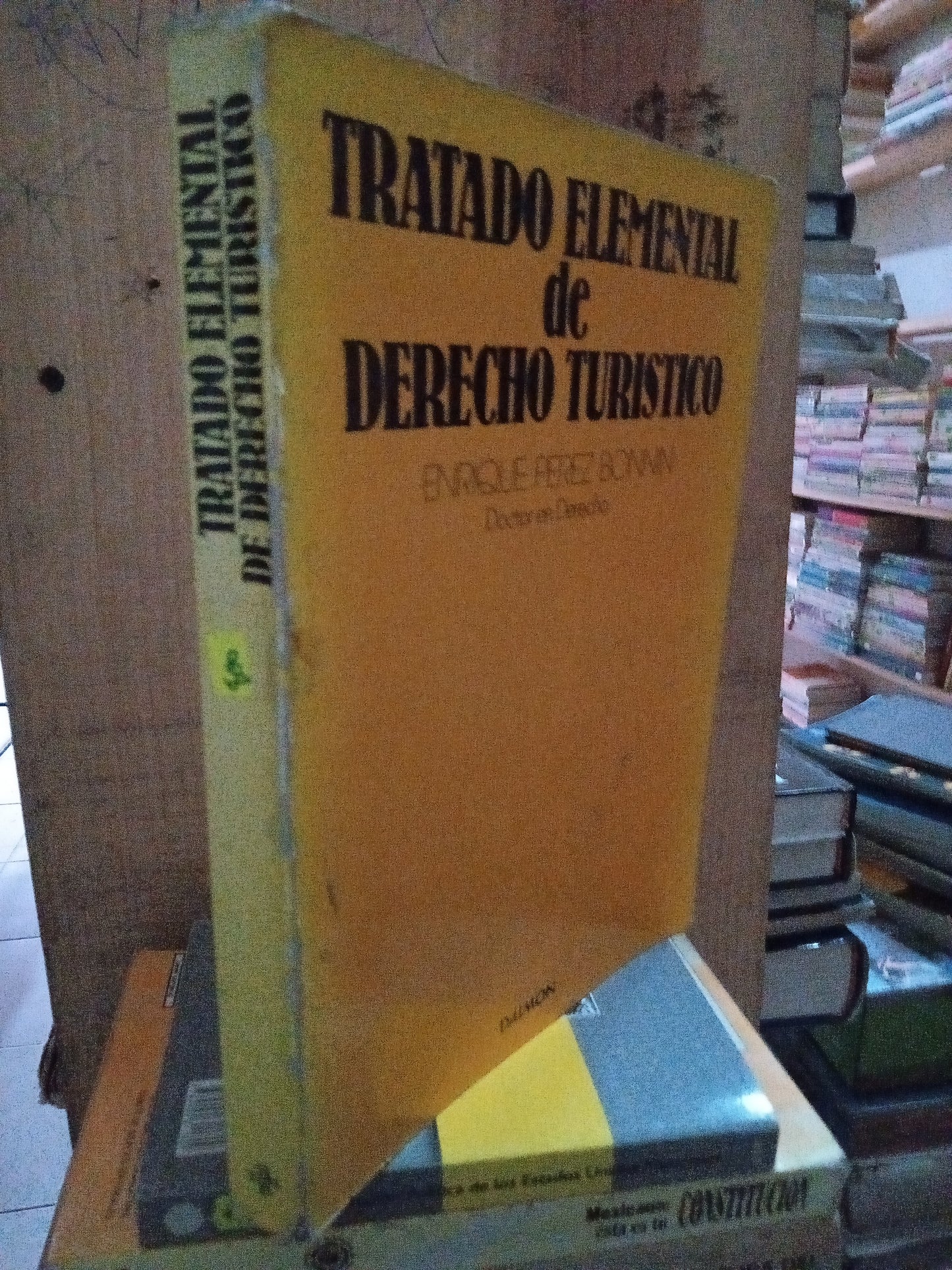 TRATADO ELEMENTAL DE DERECHO TURISTICO POR ENRIQUE PEREZ BONNIN USADO DERECHO LITERARIO 207