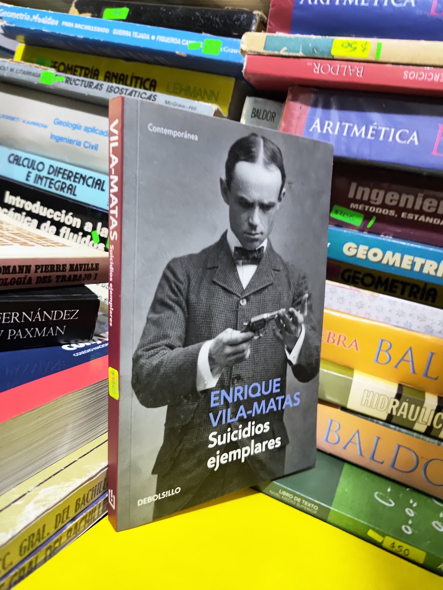 SUICIDIOS EJEMPLARES POR ENRIQUE VILA MATAS USADO NOVELAS JUAREZ 507