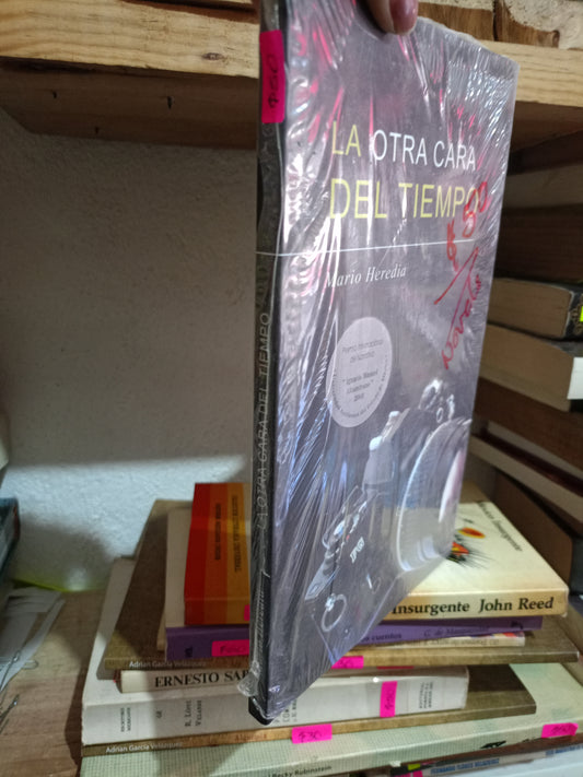 LA OTRA CARA DEL TIEMPO POR MARIO HEREDIA USADO NOVELAS LITERARIO 305