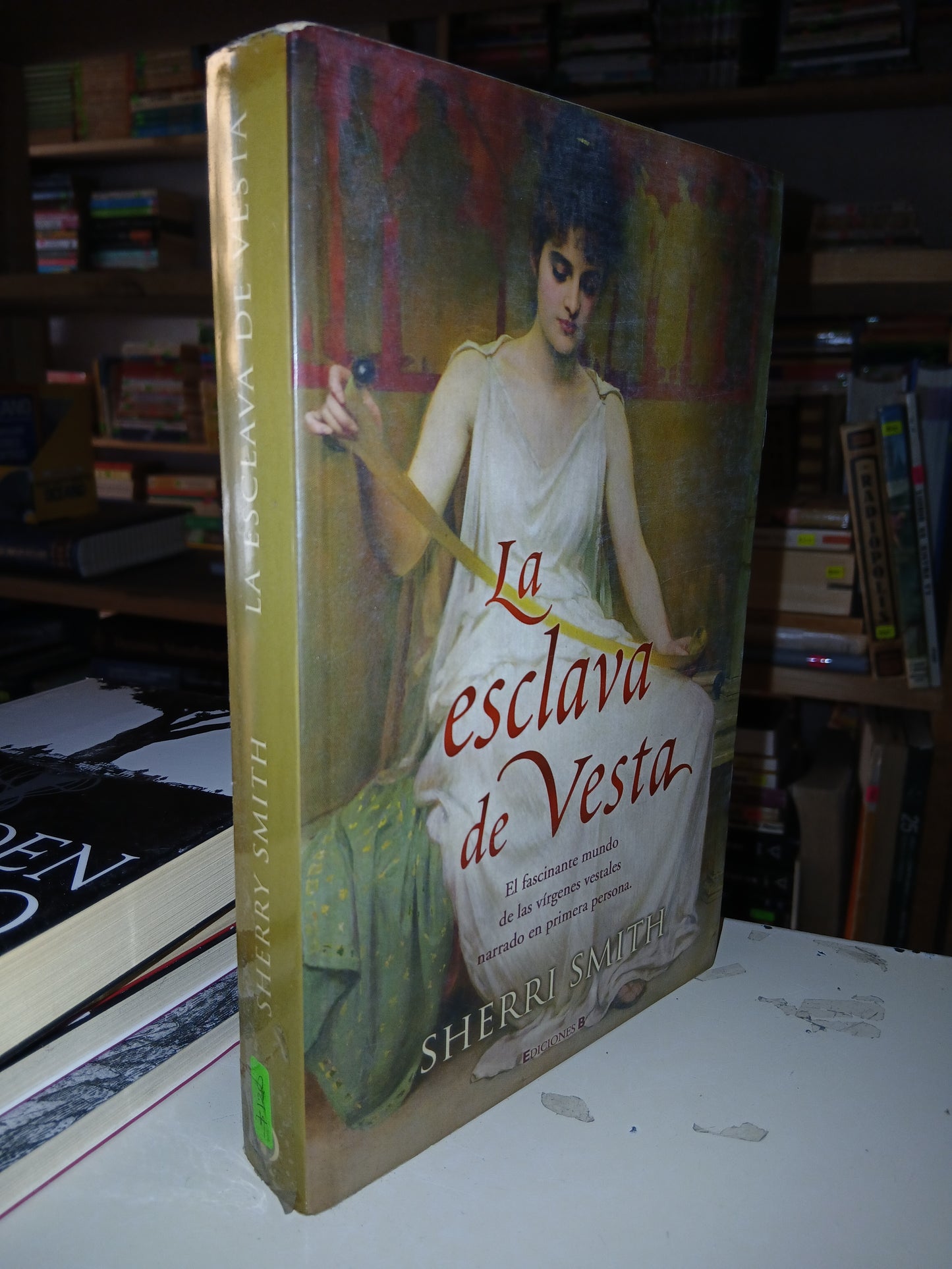 LA ESCLAVA DE VESTA POR SHERRI SMITH USADO NOVELA LITERARIO 207