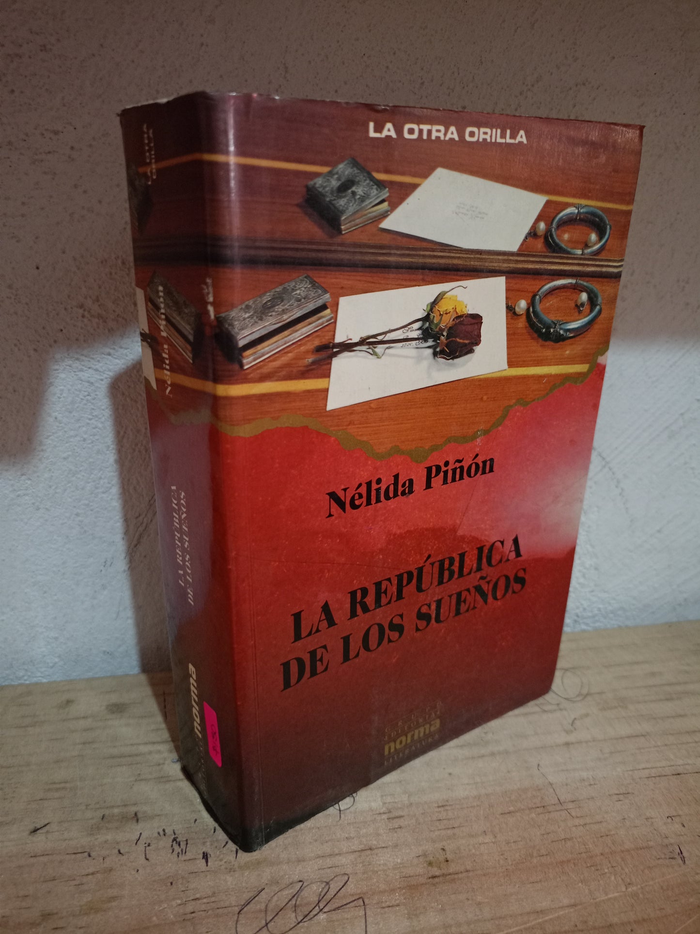 LA REPÚBLICA DE LOS SUEÑOS POR NÉLIDA PIÑÓN USADO NOVELA LITERARIO 305
