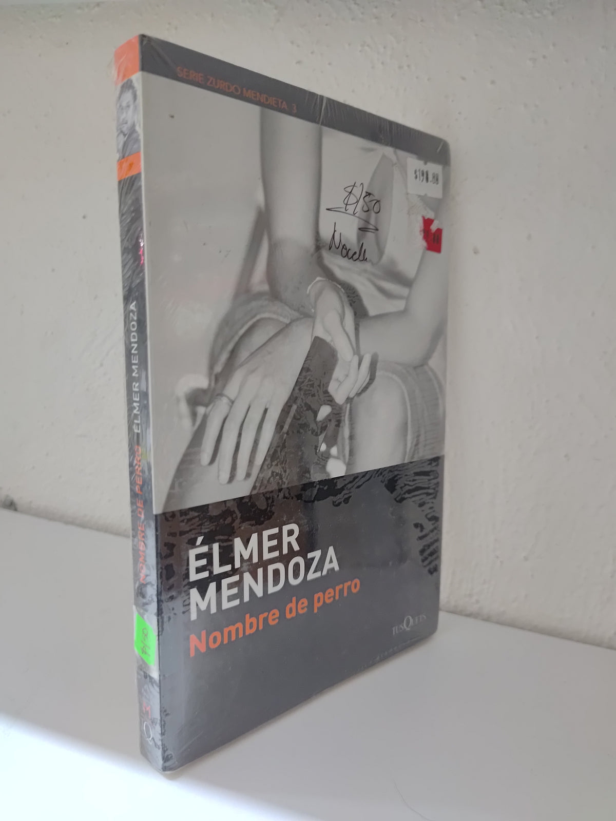 NOMBRE DE PERRO POR ELMER MENDOZA USADO NOVELAS JUAREZ 515
