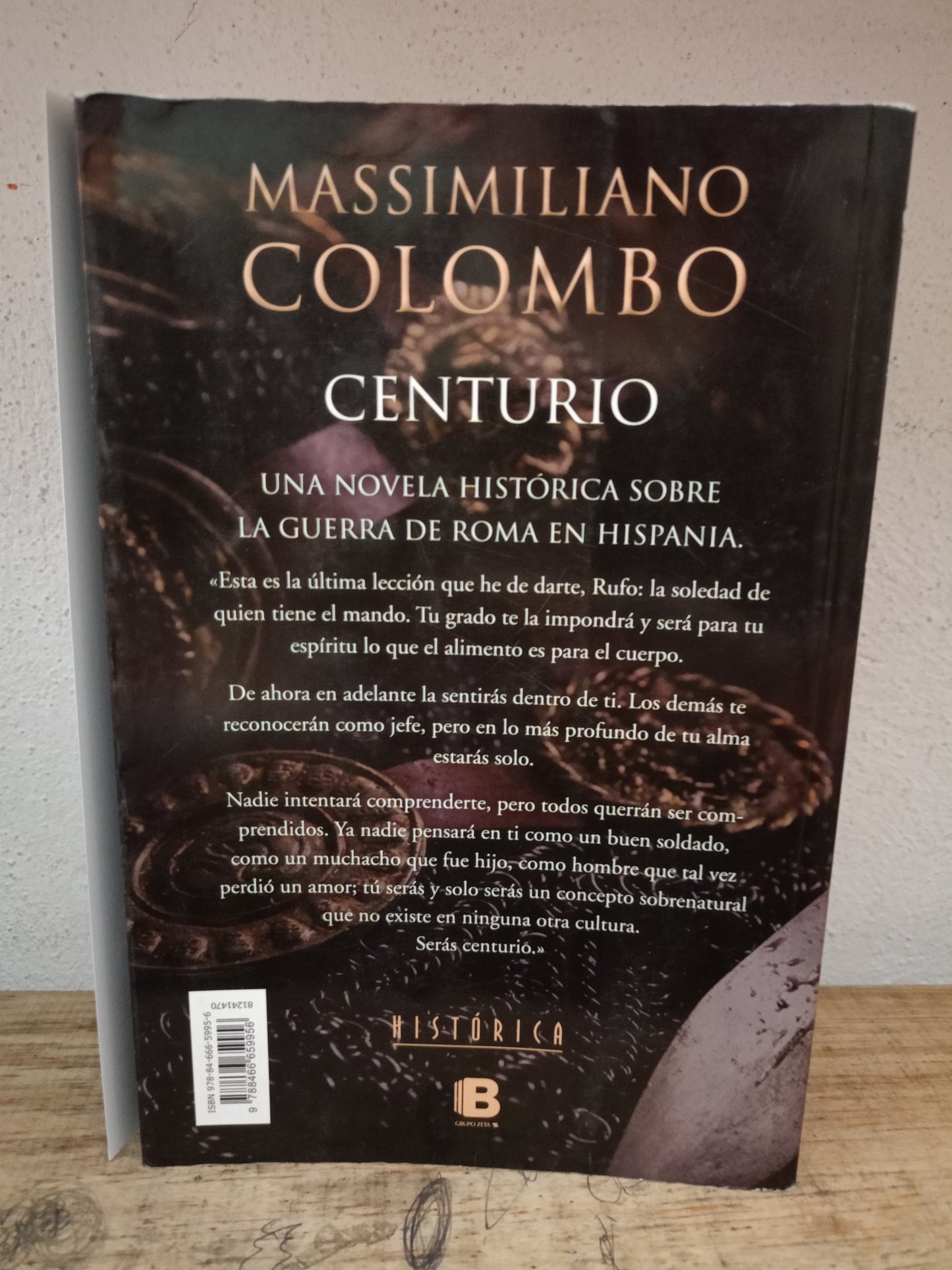 CENTURIO POR MASSIMILIANO COLOMBO USADO NOVELA LITERARIO 305