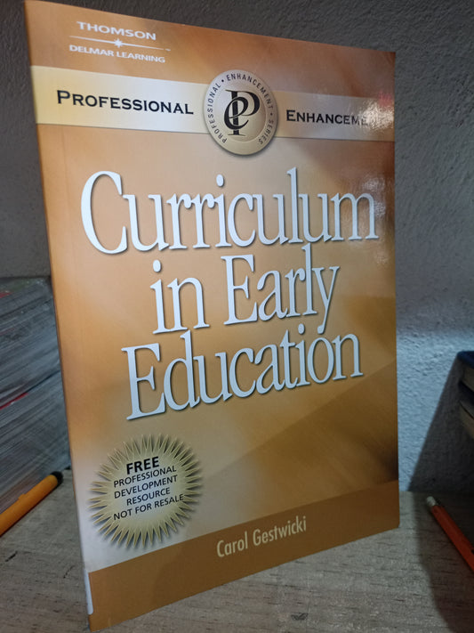 CURRICULUM IN EARLY EDUCATION USADO IDIOMAS LITERARIO 305