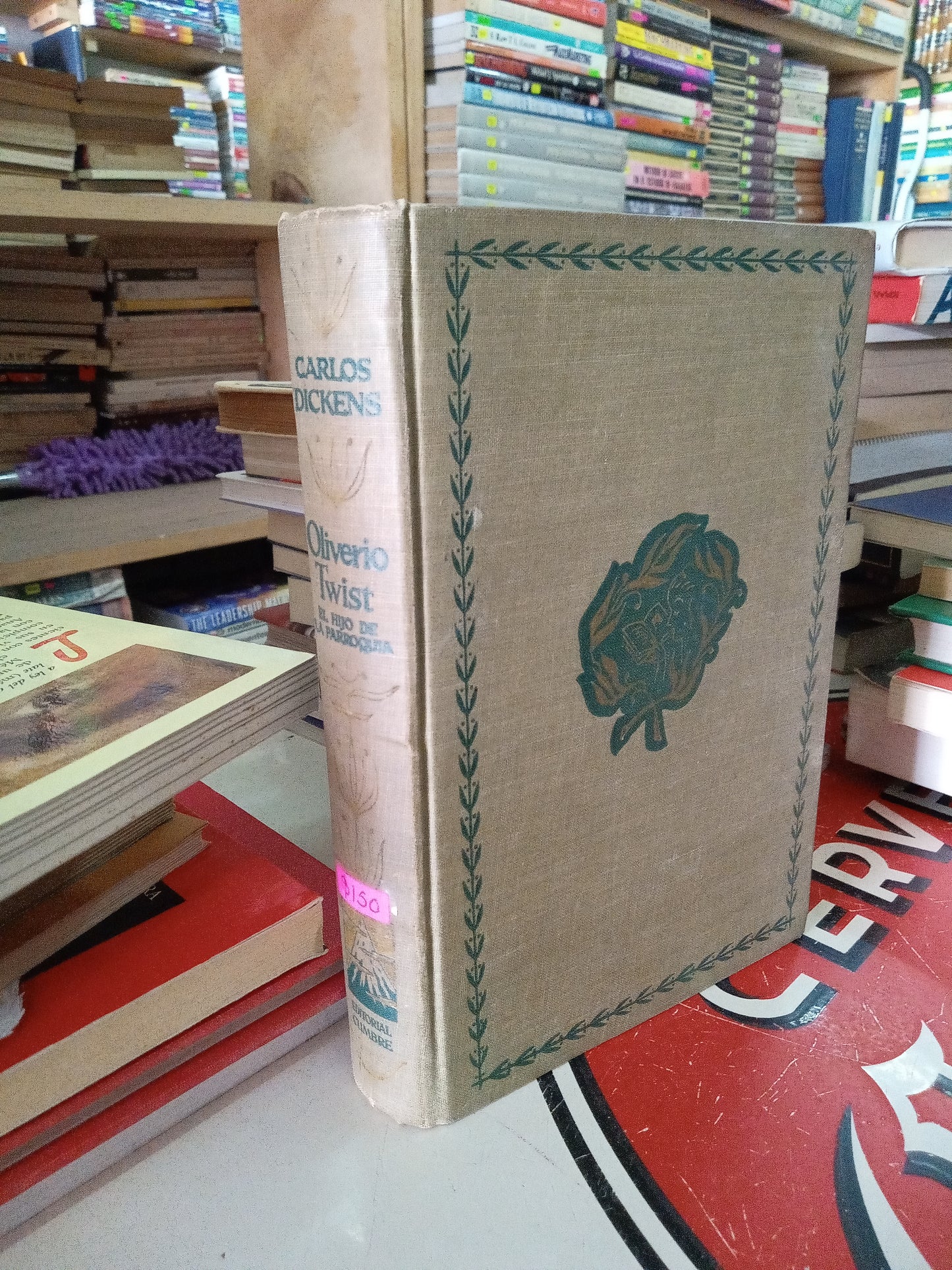 OLIVERIO TWIST EL HIJO DE LA PARROQUIA POR CARLOS DICKENS USADO NOVELA LITERARIO 207