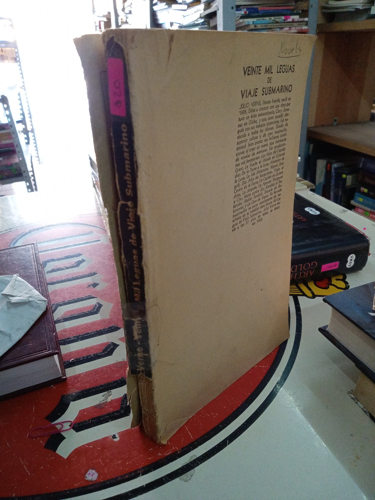 VEINTE MIL LEGUAS DE VIAJE SUBMARINO POR JULIO VERNE USADO NOVELA LITERARIO 207