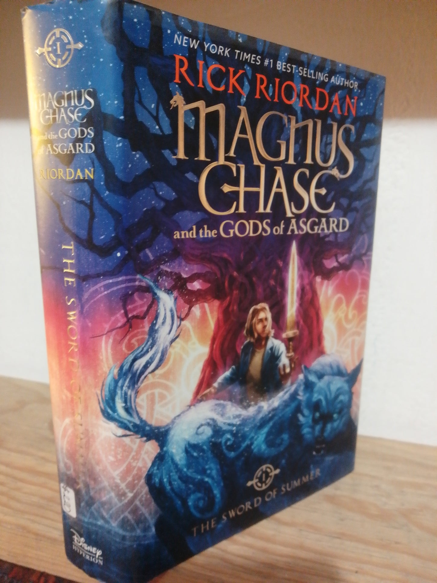 MAGNUS CHASE AND THE GODS OF ASGARD POR RICK RIORDAN USADO IDIOMAS JUAREZ