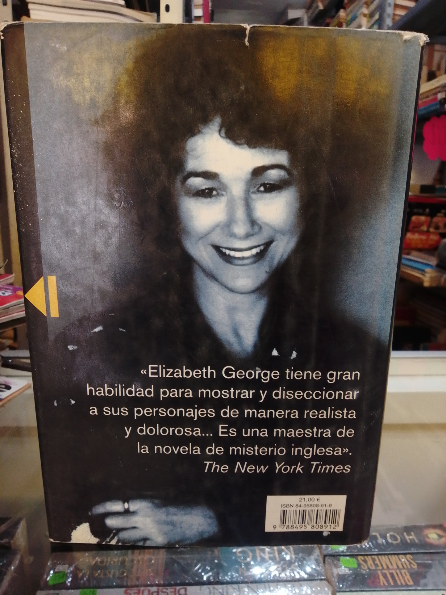 MEMORIA TRAIDORA POR ELIZABETH GEORGE USADO NOVELAS JUAREZ