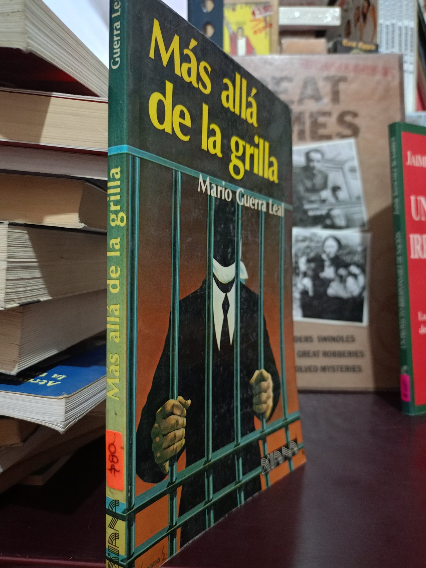 MAS ALLA DE LA GRILLA POR MARIO GUERRA LEAL USADO POLÍTICA LITERARIO 305