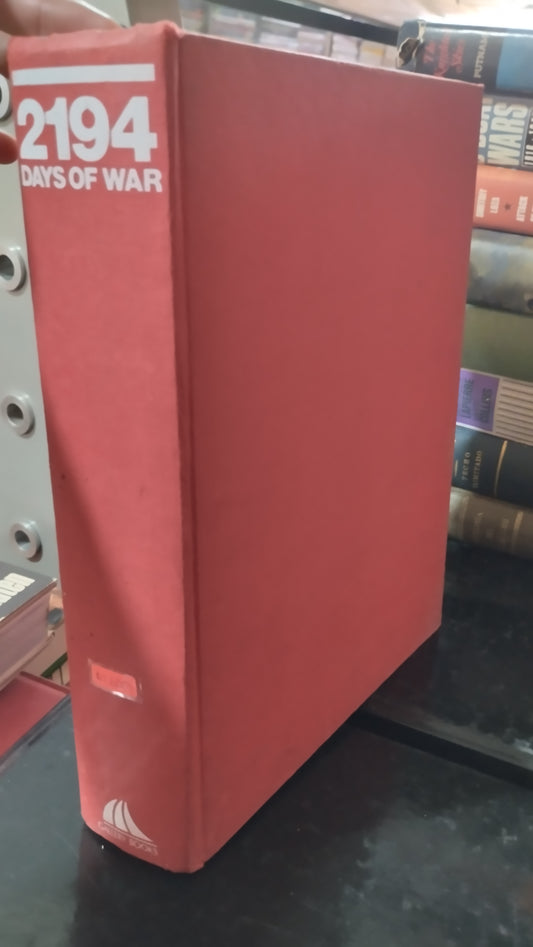 2194 DAYS OF WAR POR CESARE SALMAGGI AND ALFREDO PALLAVISINI LIBRO USADO HISTORIA ALDAMA