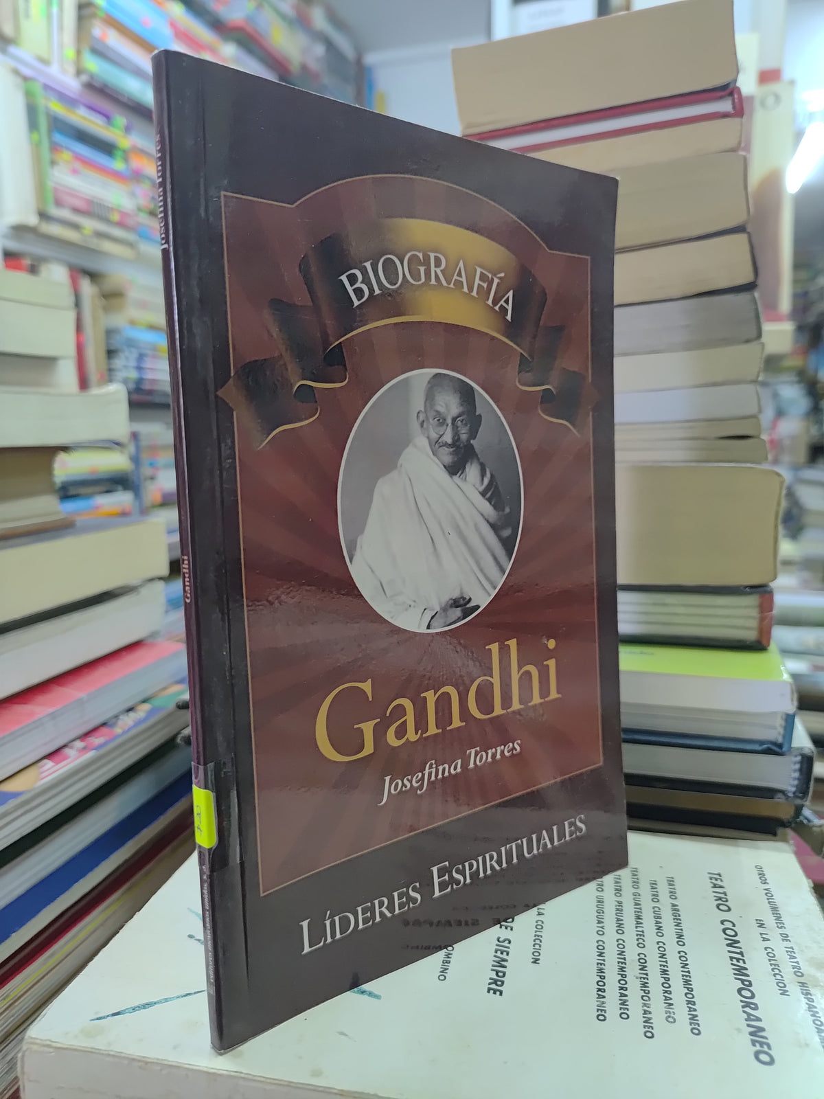 BIOGRAFIAS GANDHI POR JOSEFINA TORRES USADO HISTORIA JUAREZ 507