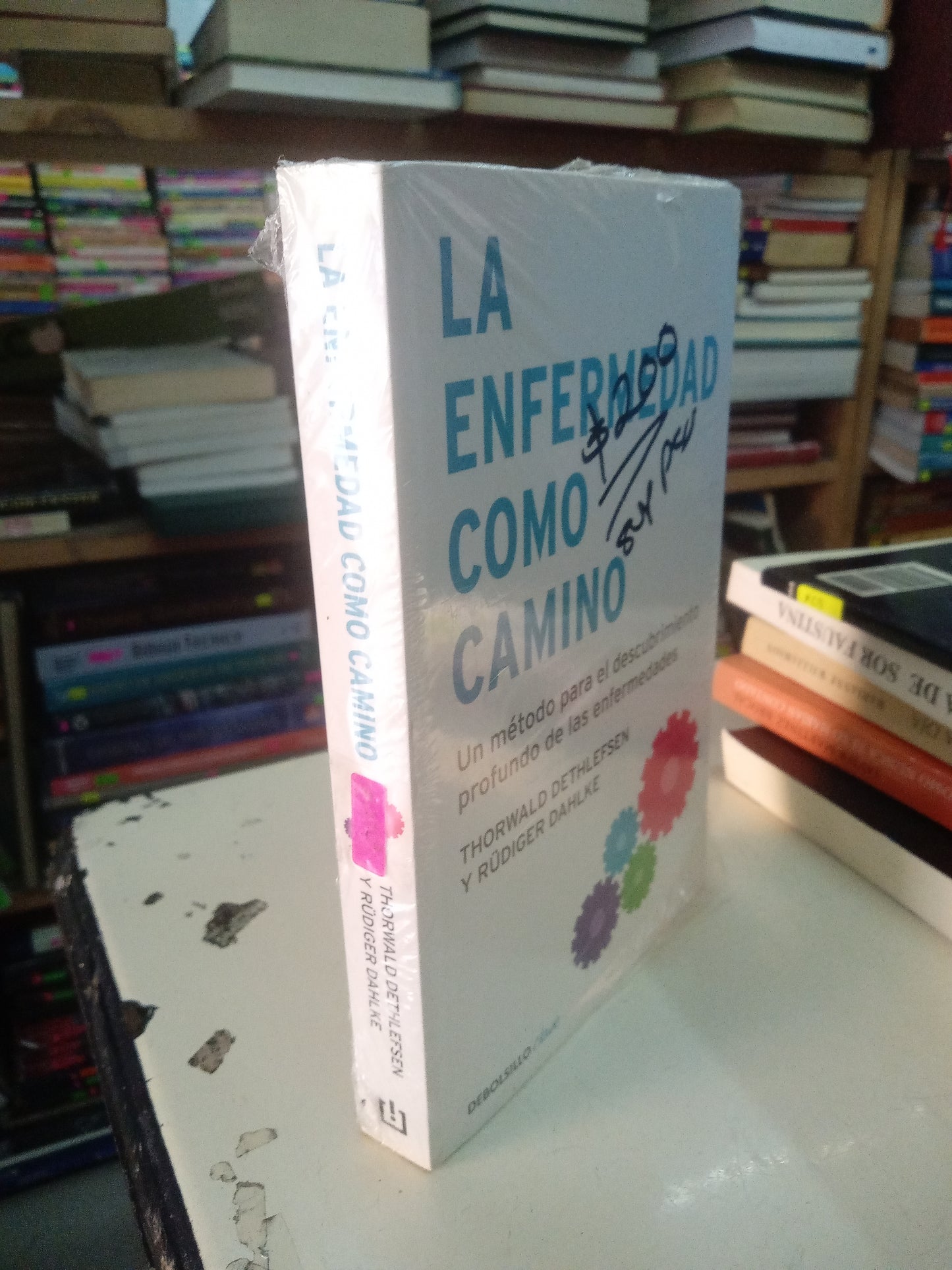 LA ENFERMEDAD COMO CAMINO UN METODO PARA EL DESCUBRIMIENTO PROFUNDO DE LAS ENFERMEDADES POR THORWALD DETHLEFSEB Y RUDIGER DAHLKE USADO SUPERACION PERSONAL LITERARIO 207