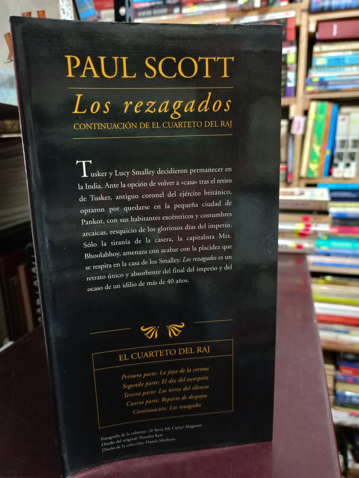 LOS REZAGADOS POR PAUL SCOTT USADO NOVELA LITERARIO 305