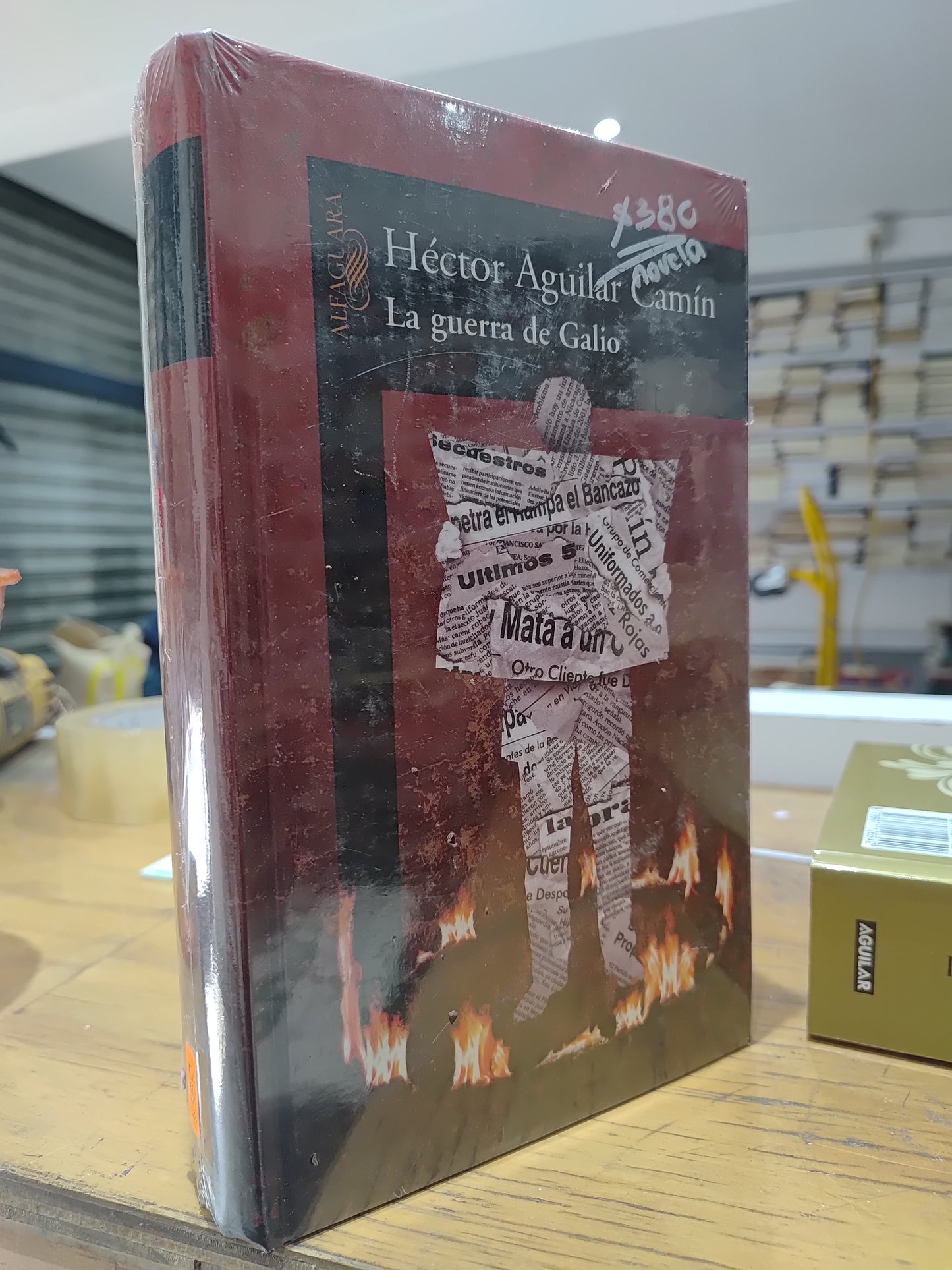 LA GUERRA DE GALIO POR HECTOR AGUILAR CAMIN USADO NOVELAS JUAREZ 515