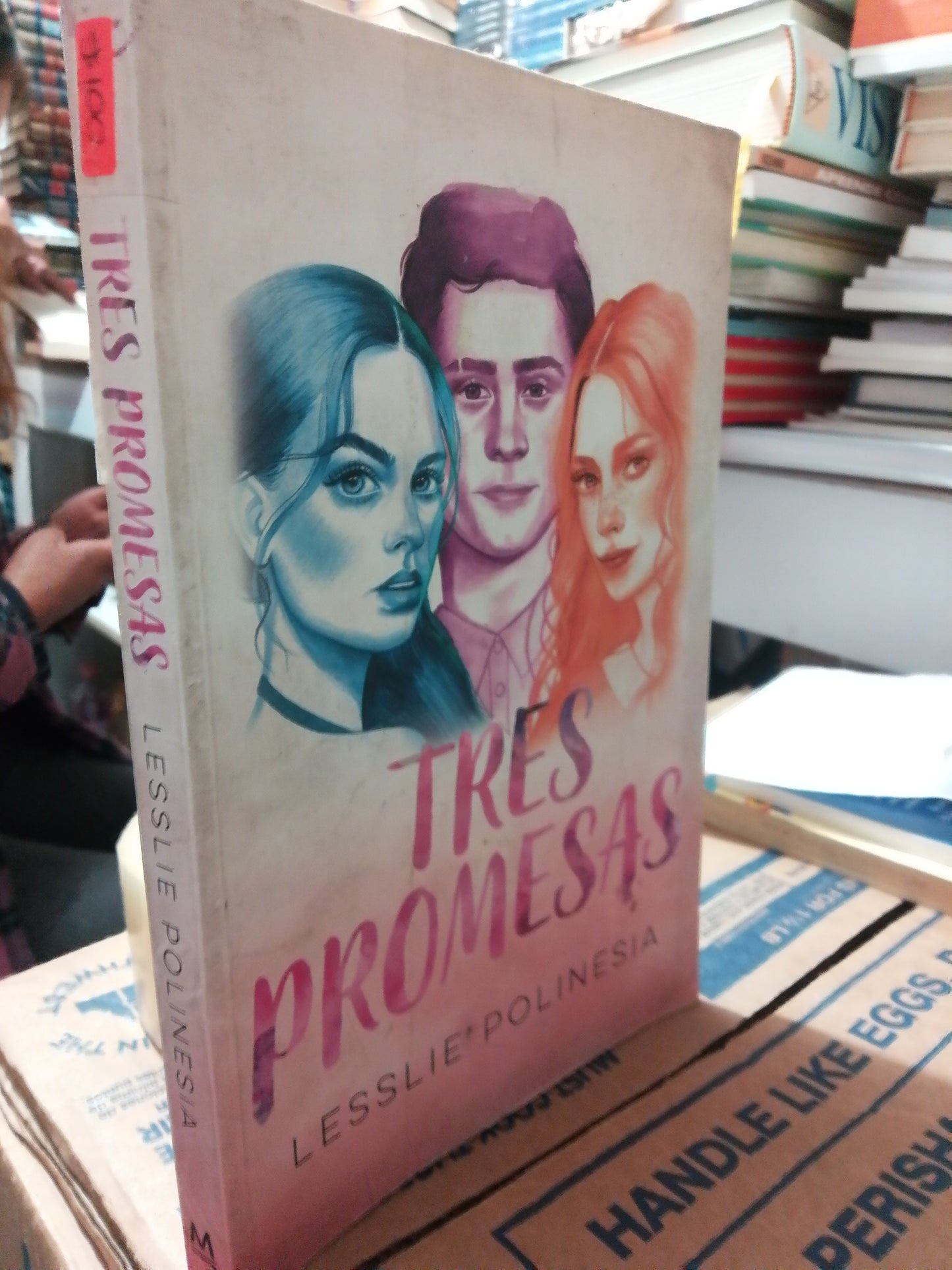 TRES PROMESAS POR LESSLIE POLINESIA USADO NOVELA JUAREZ