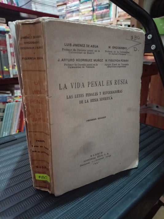 LA VIDA PENAL EN RUSIA USADO DERECHO LITERARIO 305