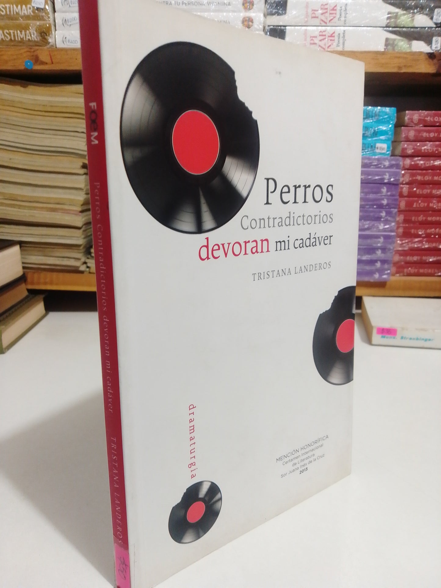 PERROS CONTRADICTORIOS DEVORAN MI CADAVER POR TRISTANA LANDEROS USADO NOVELA JUAREZ