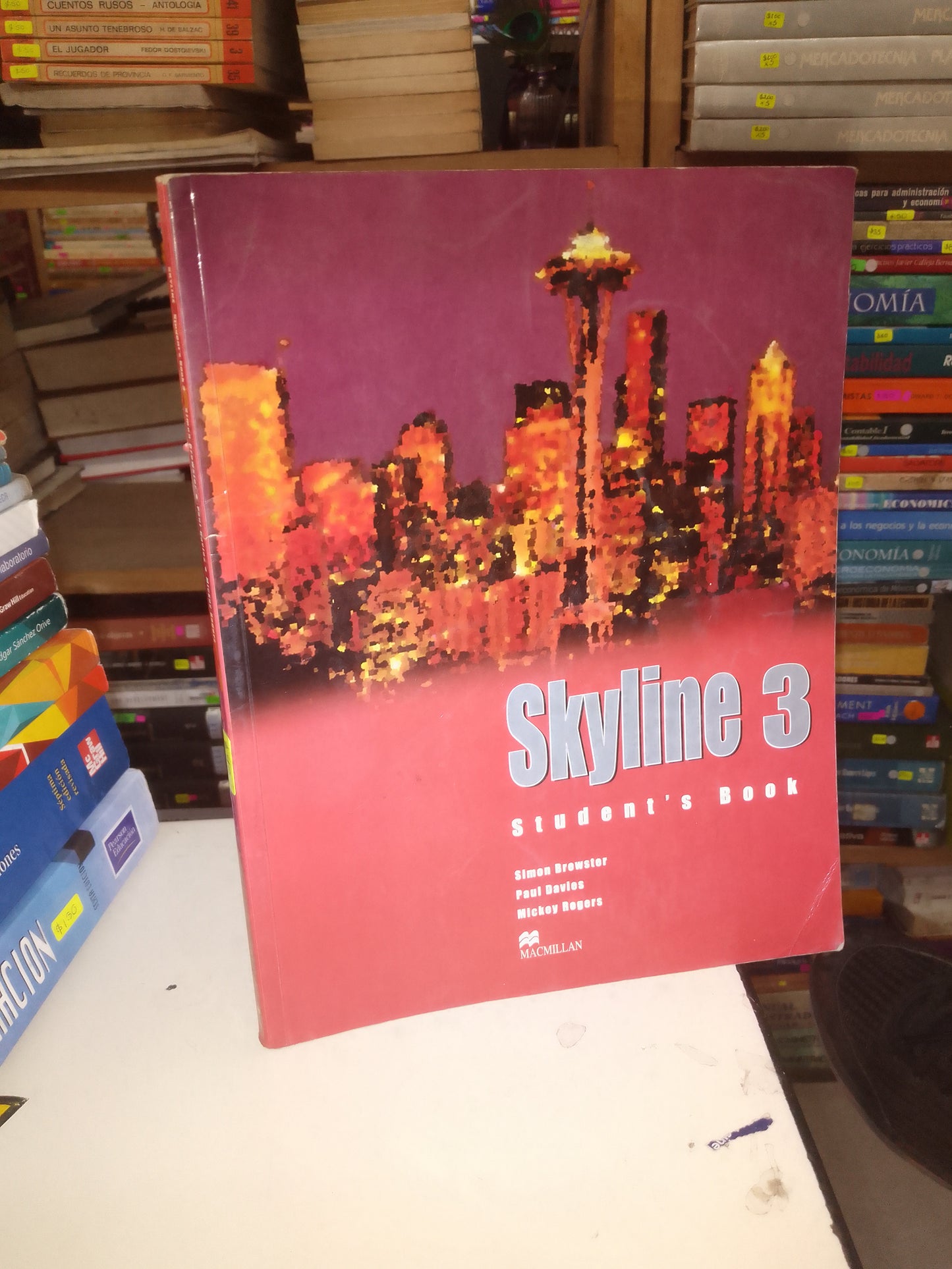 SKYLINE STUDENT'S BOOK 3 POR SIMON BREWSTER, PAUL DAVIES Y MICKEY ROGERS USADO IDIOMAS LITERARIO 207