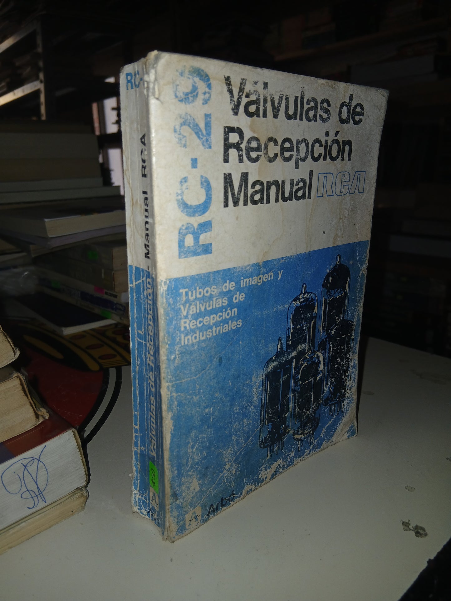VÁLVULAS DE RECEPCIÓN MANUAL RCA (VARIOS AUTORES) USADO ELECTRÓNICA LITERARIO 207