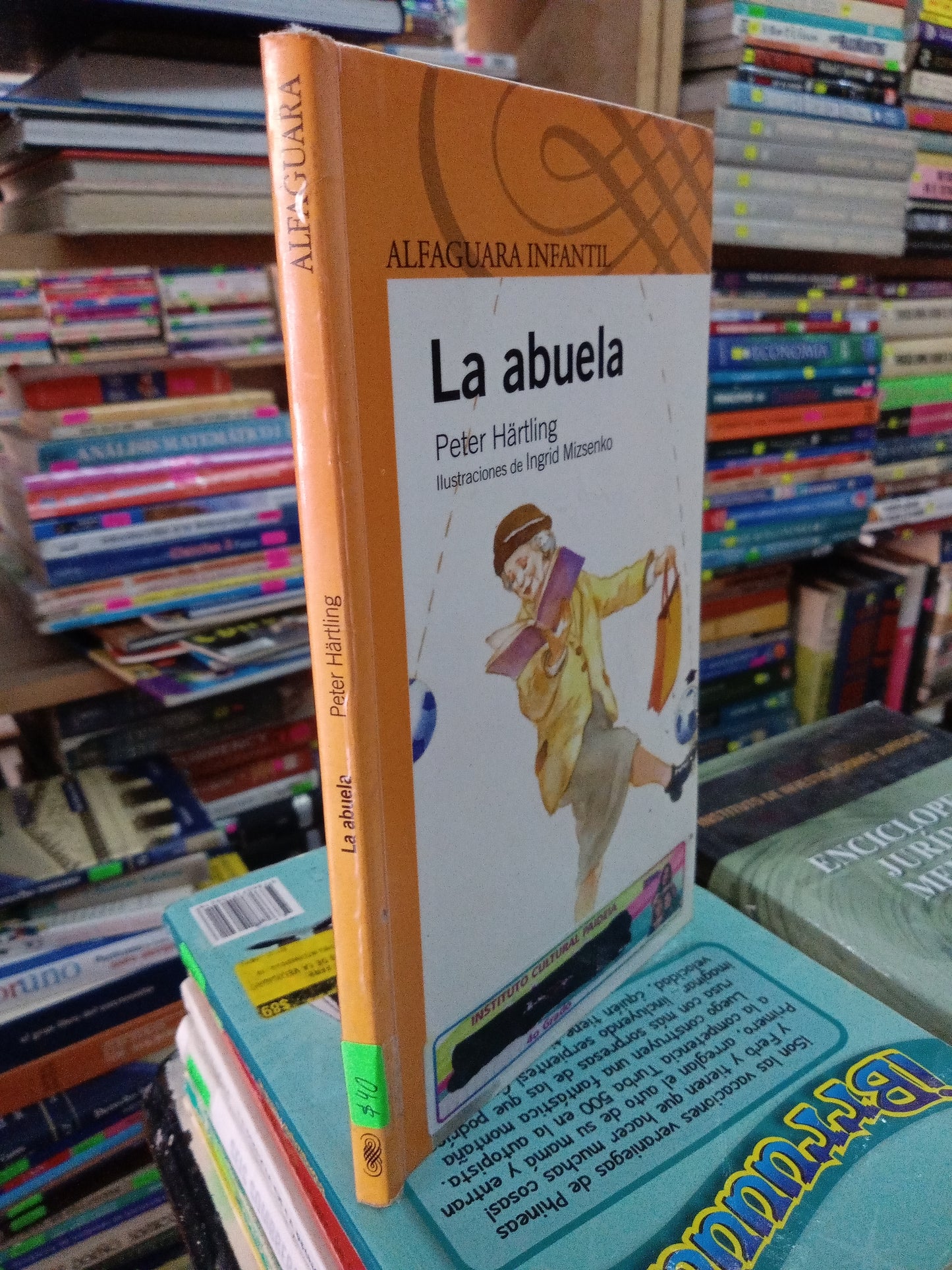 LA ABUELA POR PETER HARTLING USADO INFANTIL LITERARIO 207