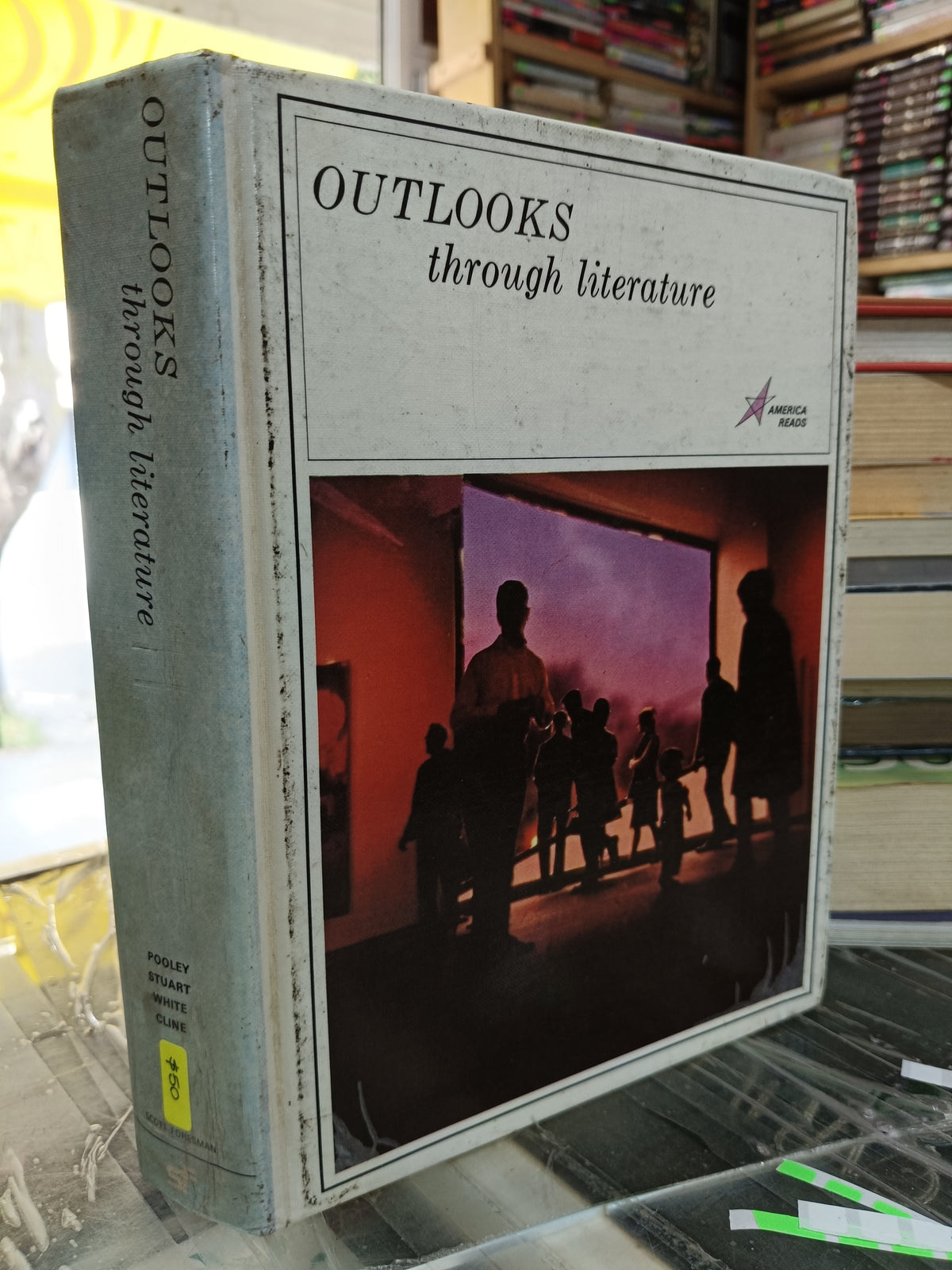 OUTLOOKS THROUGH LITERATURE USADO IDIOMAS JUAREZ 507