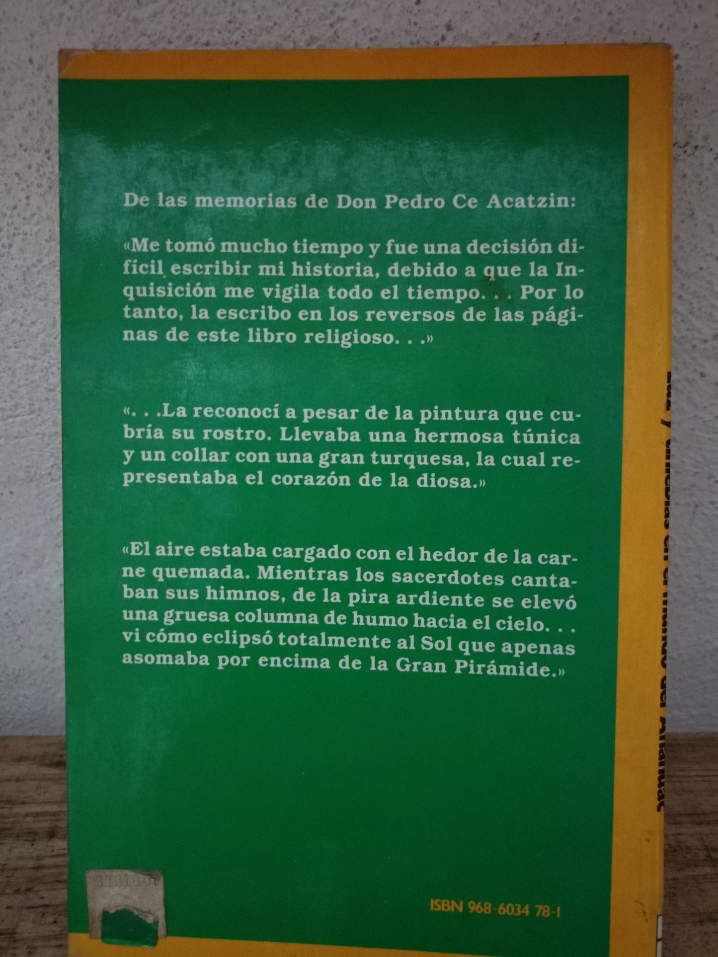 ECLIPSE SOBRE LAS PIRAMIDES LESLIE FREUND USADO NOVELA LITERARIO 305