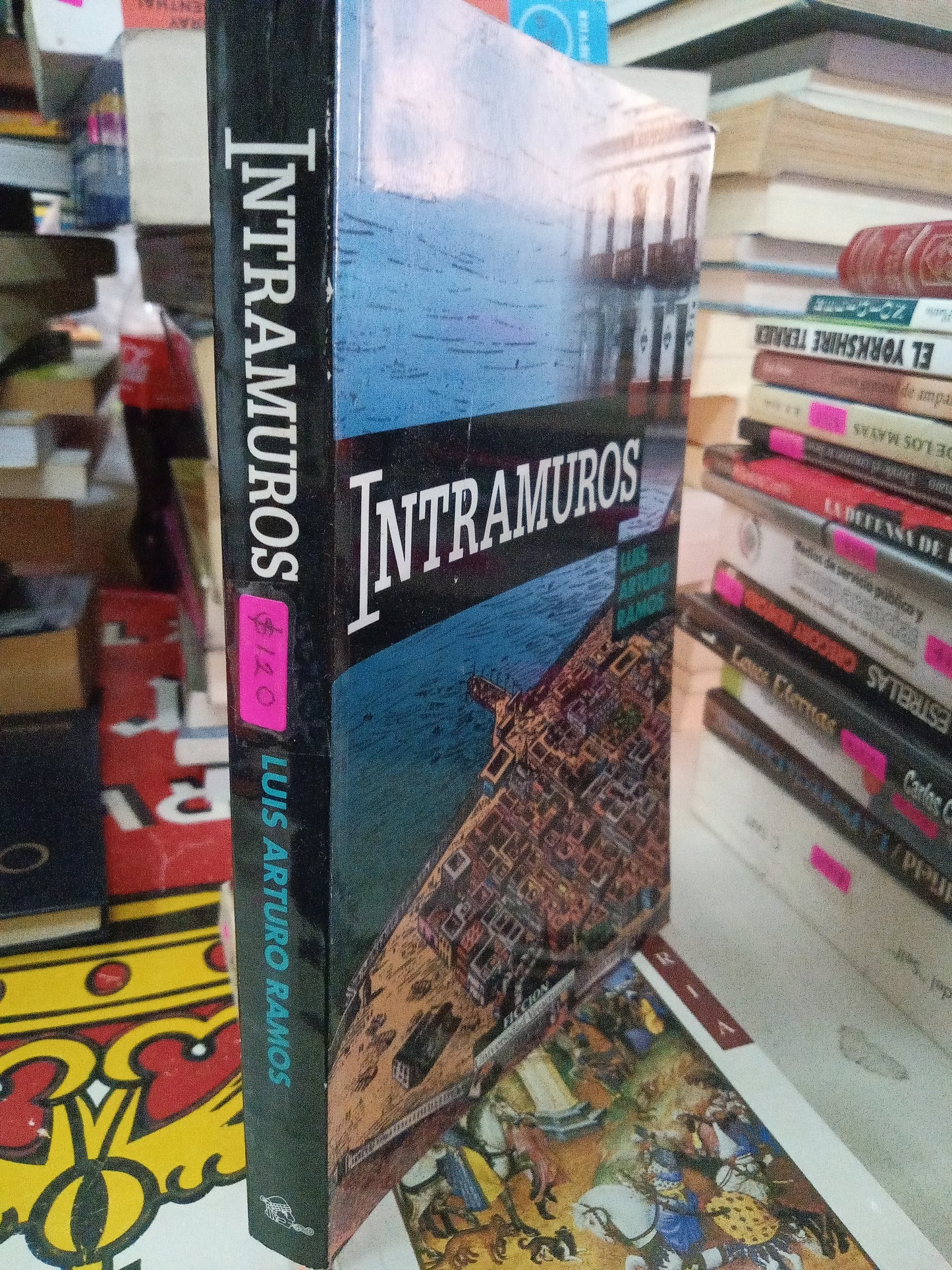 INTRAMUROS POR LUIS ARTURO RAMOS USADO NOVELA LITERARIO 207